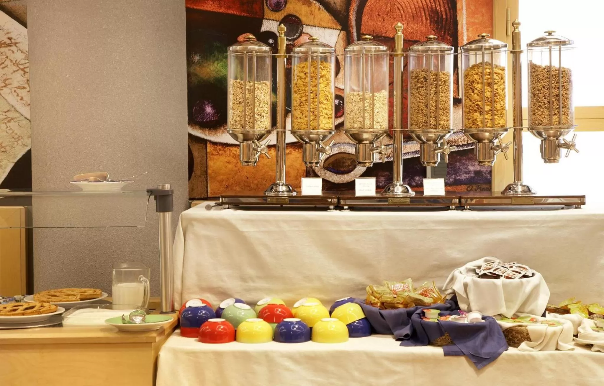 Food and drinks in Pacific Hotel Fortino