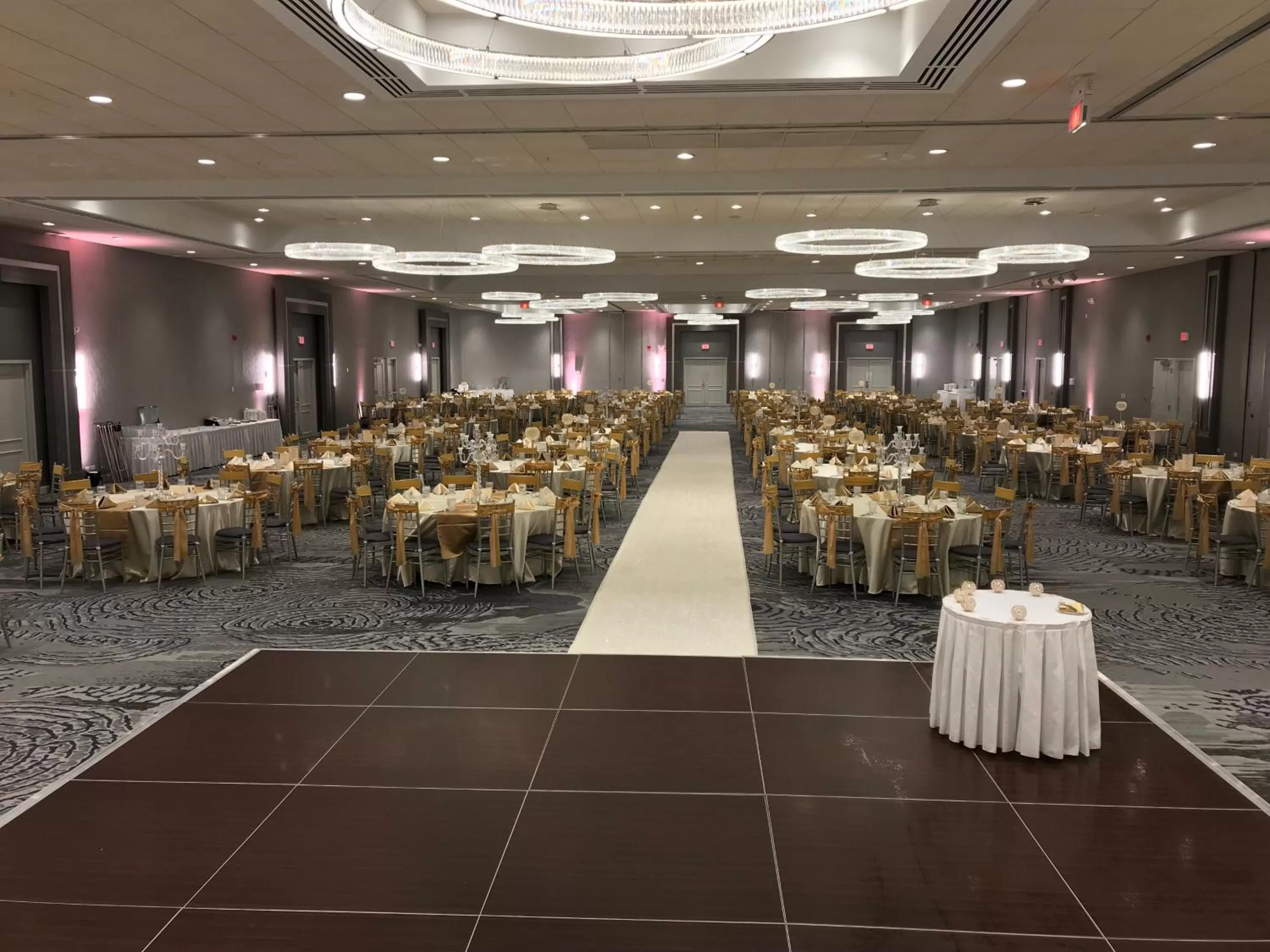 Banquet/Function facilities in Holiday Inn Chicago Nw Crystal Lk Conv Ctr by IHG