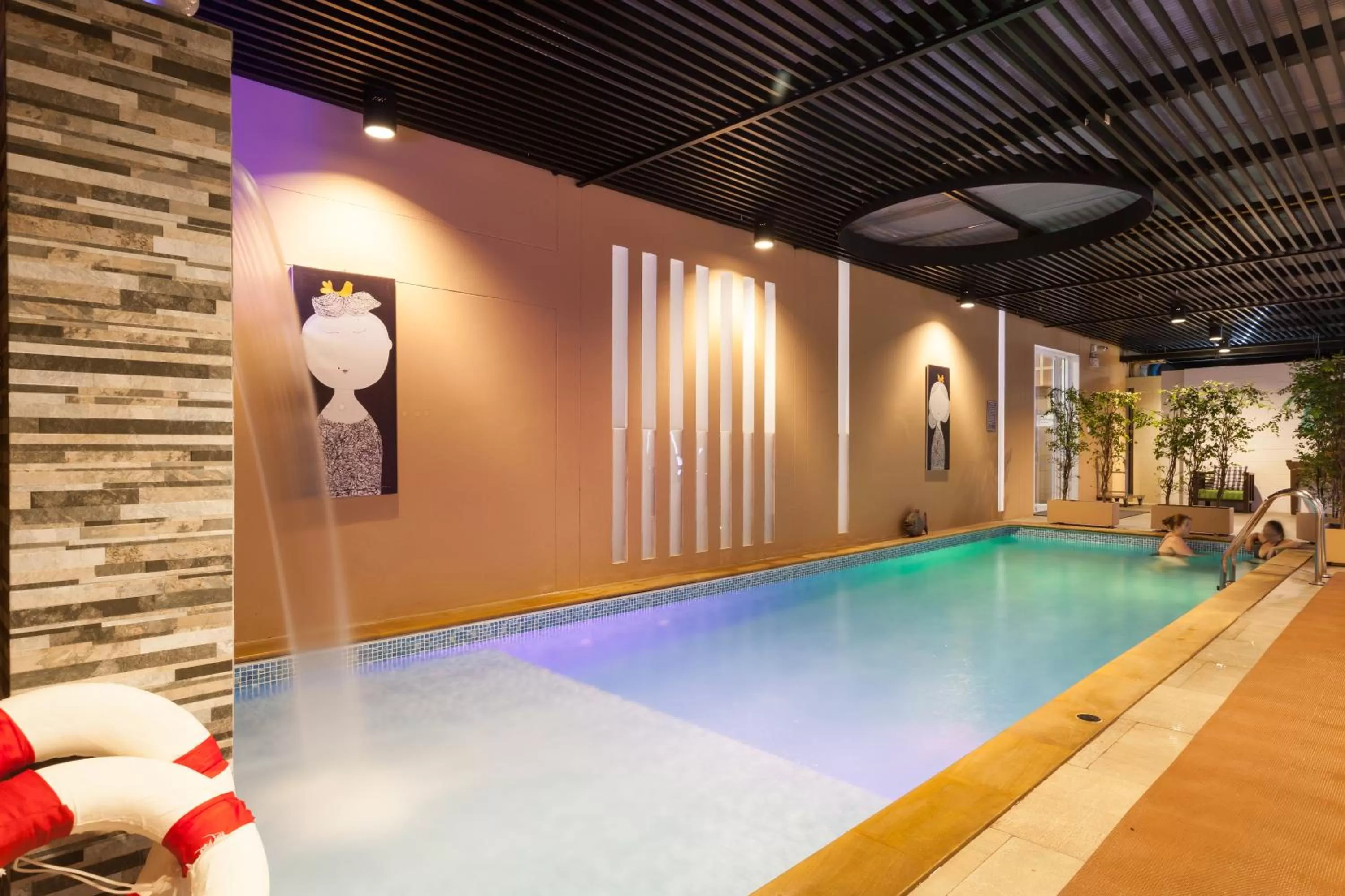 Swimming pool in We Briza Hotel Chiangmai