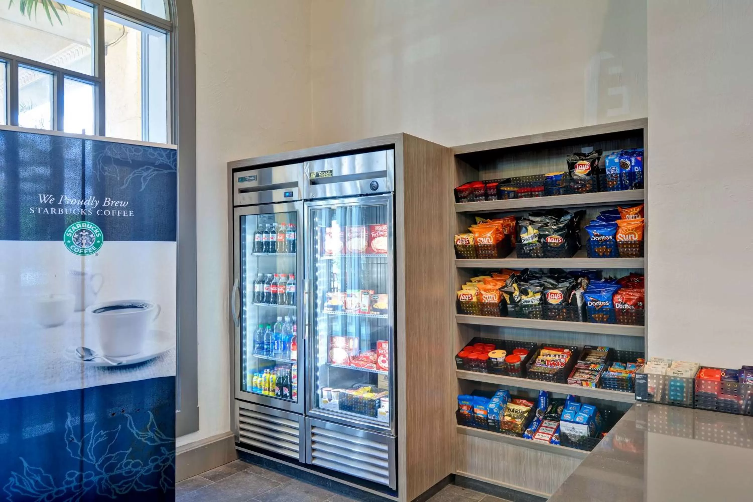 Restaurant/places to eat in Embassy Suites by Hilton Miami International Airport