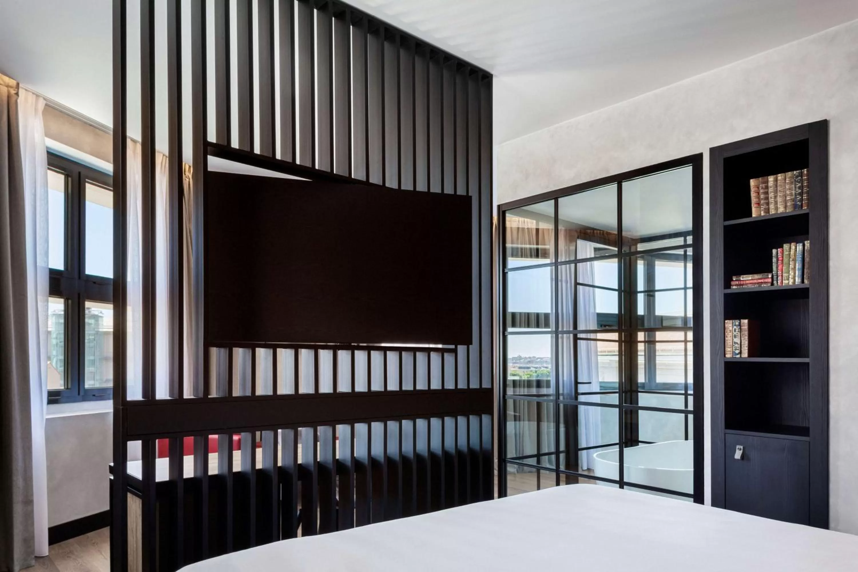 Photo of the whole room, Bed in Radisson RED Madrid