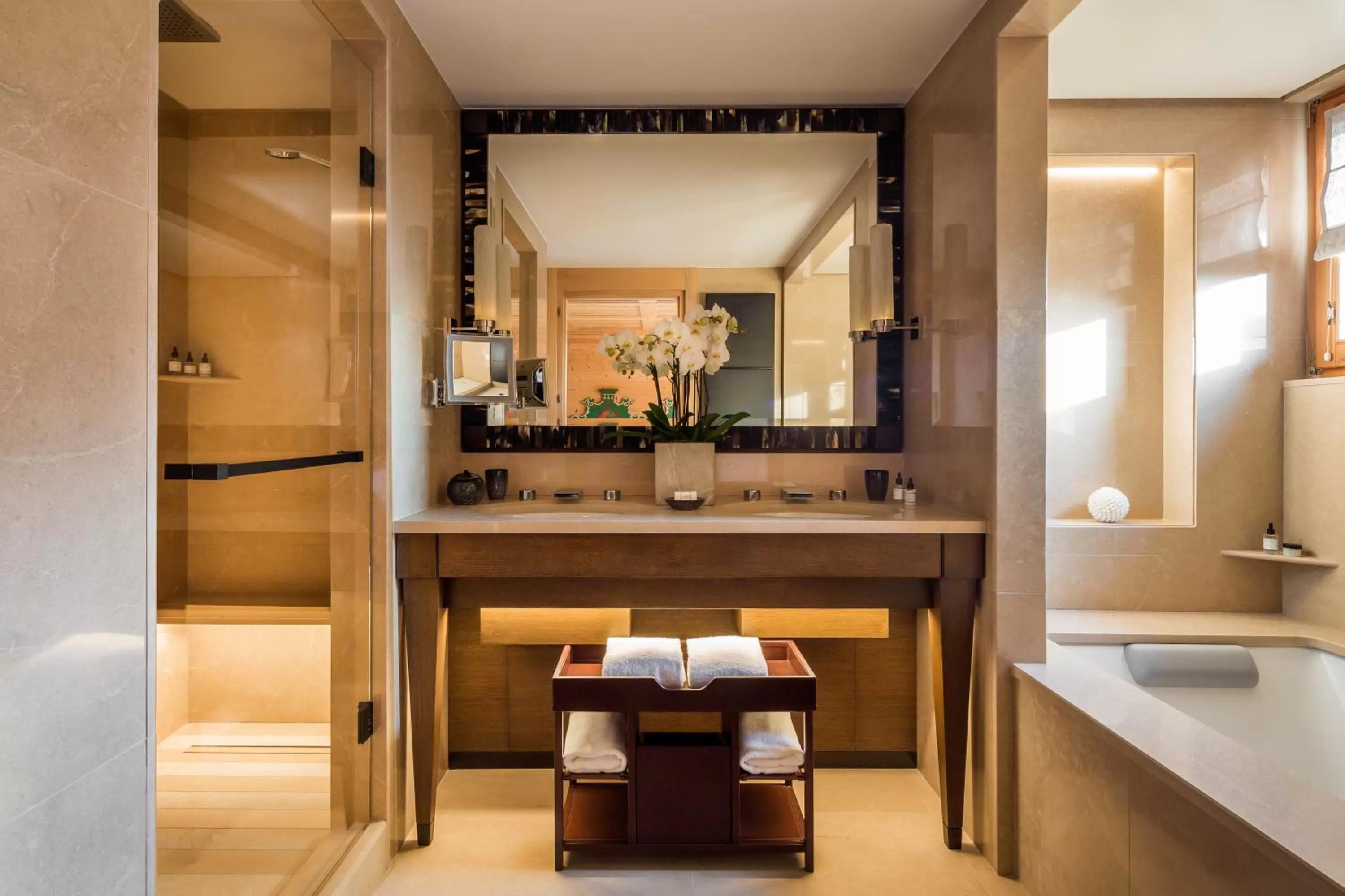 Shower in Les Chalets du Mont d'Arbois & Spa, Megève