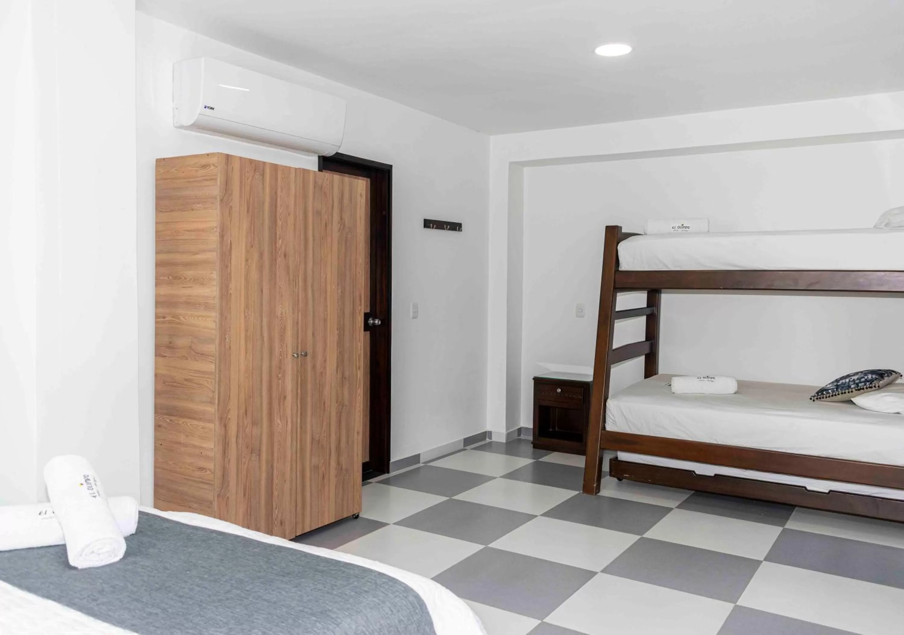 Bed in Hotel El Olimpo