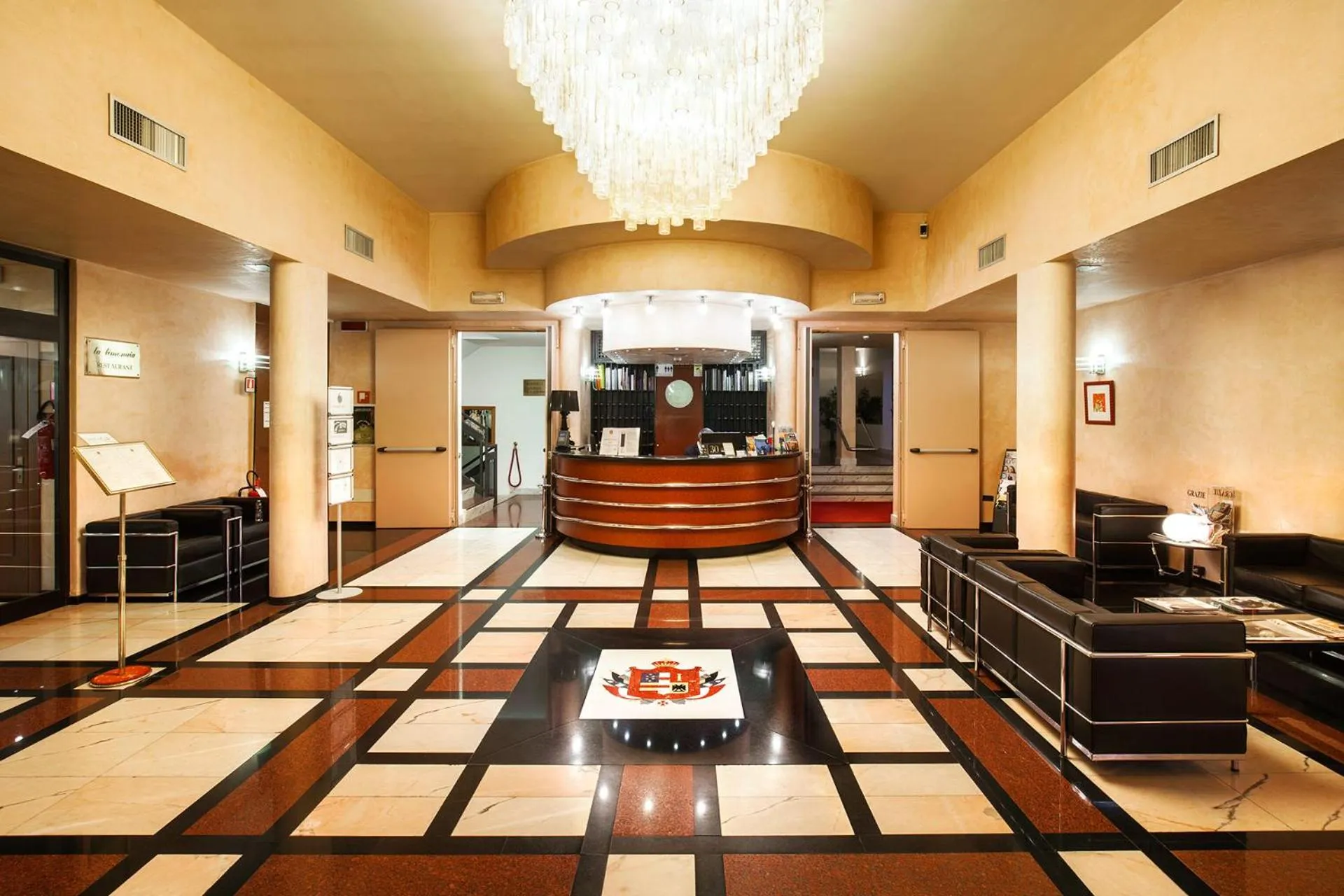 Lobby or reception in Hotel Granduca SPA & Parking