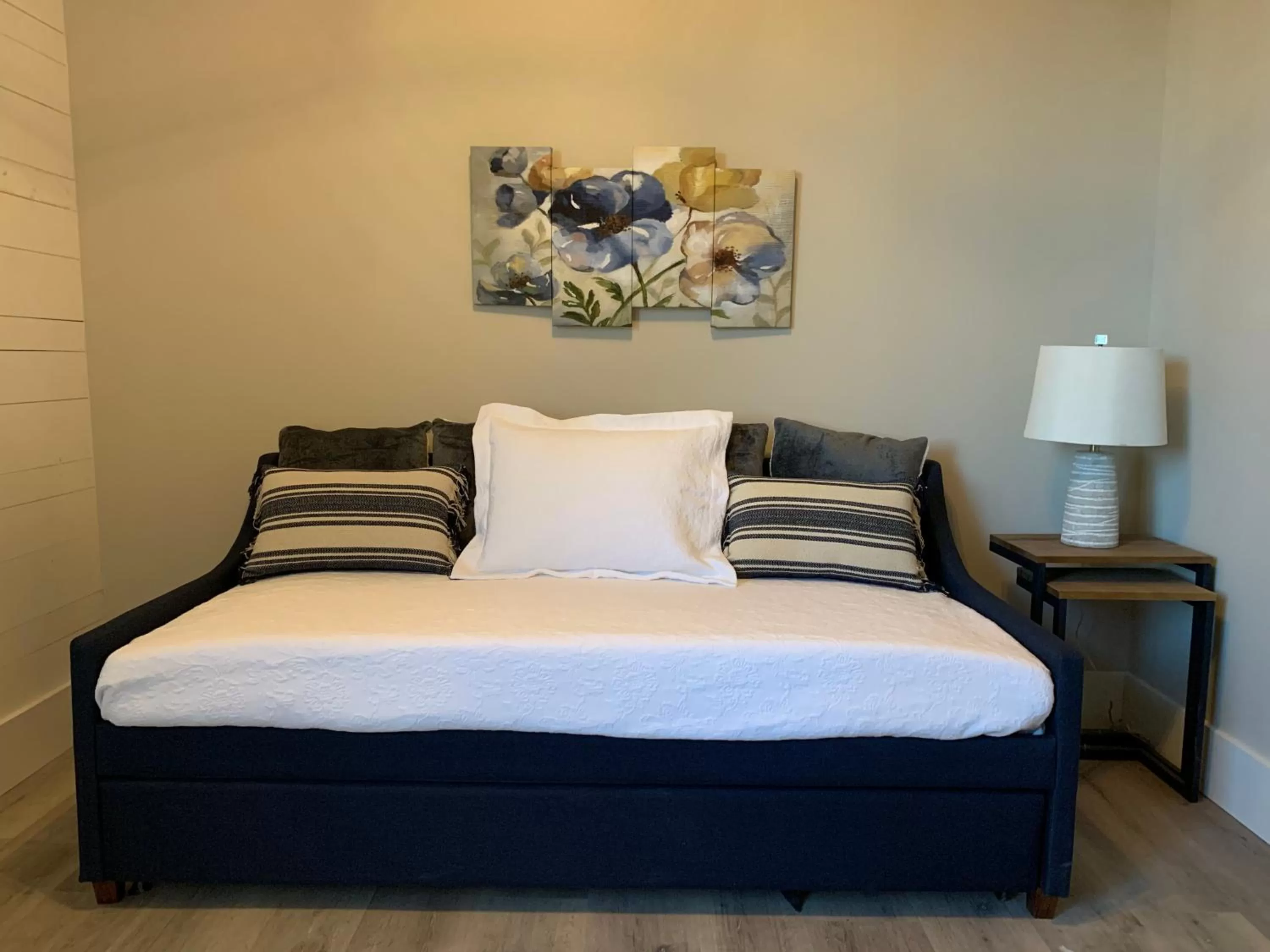 Bed in Central Hotel, Ascend Hotel Collection