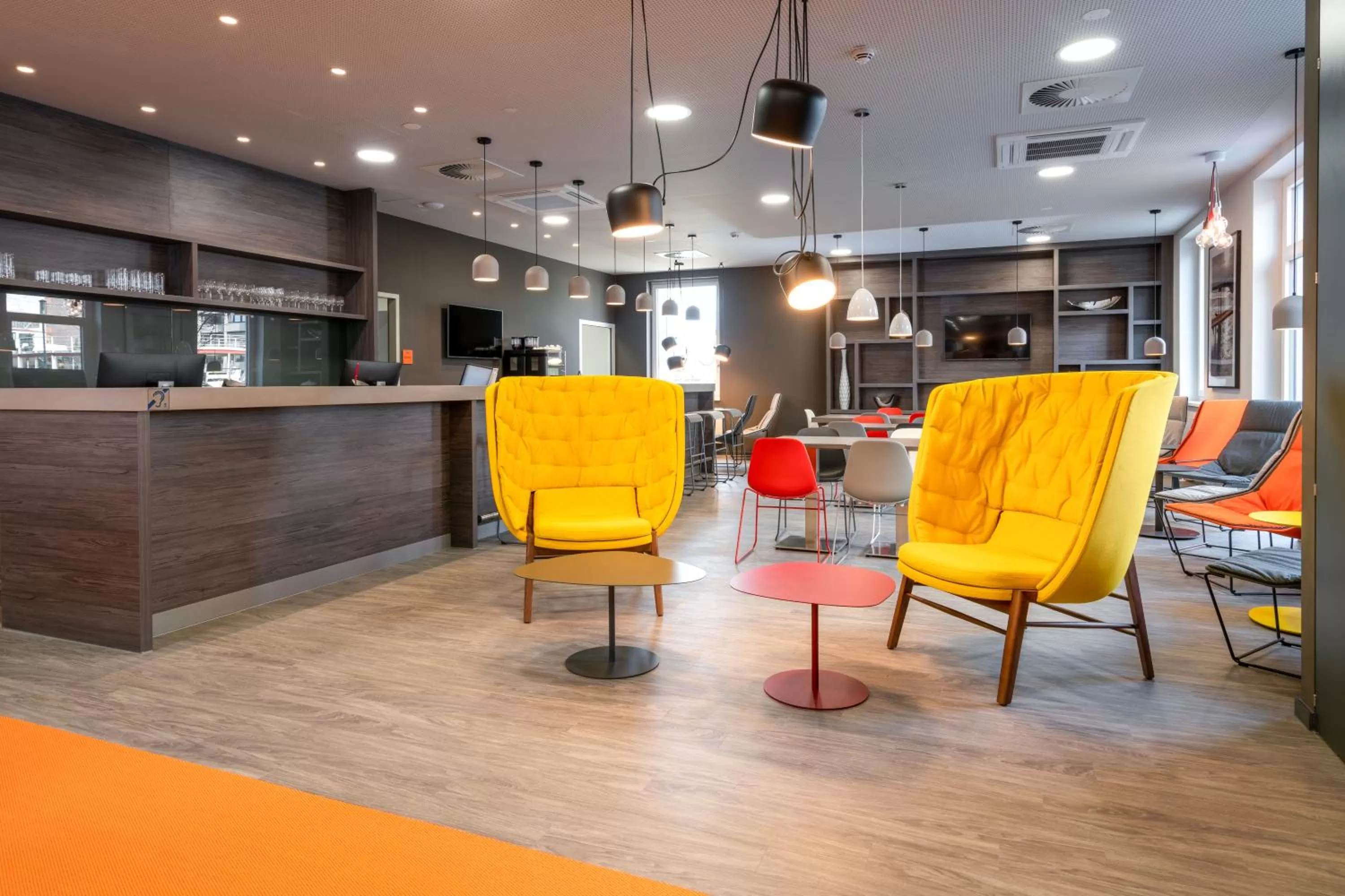 Lobby or reception in Campanile Duisburg City