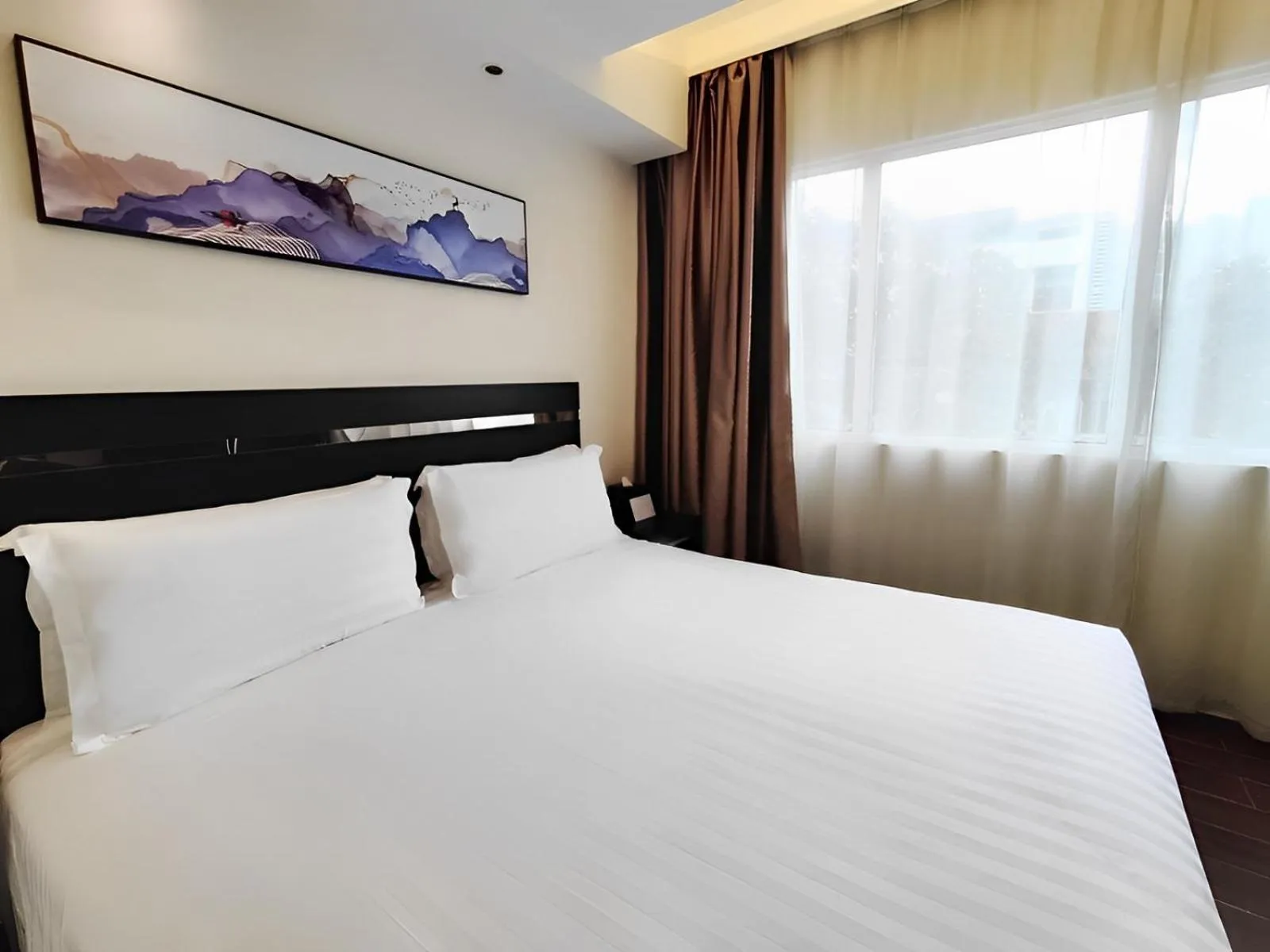 Bedroom, Bed in Link Hotel Singapore