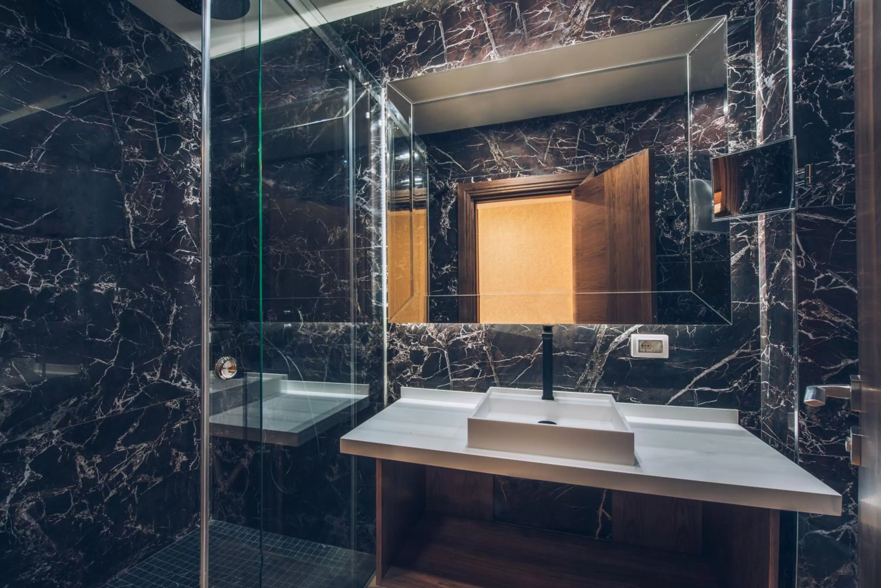 Toilet in Iberostar Waves Slavija