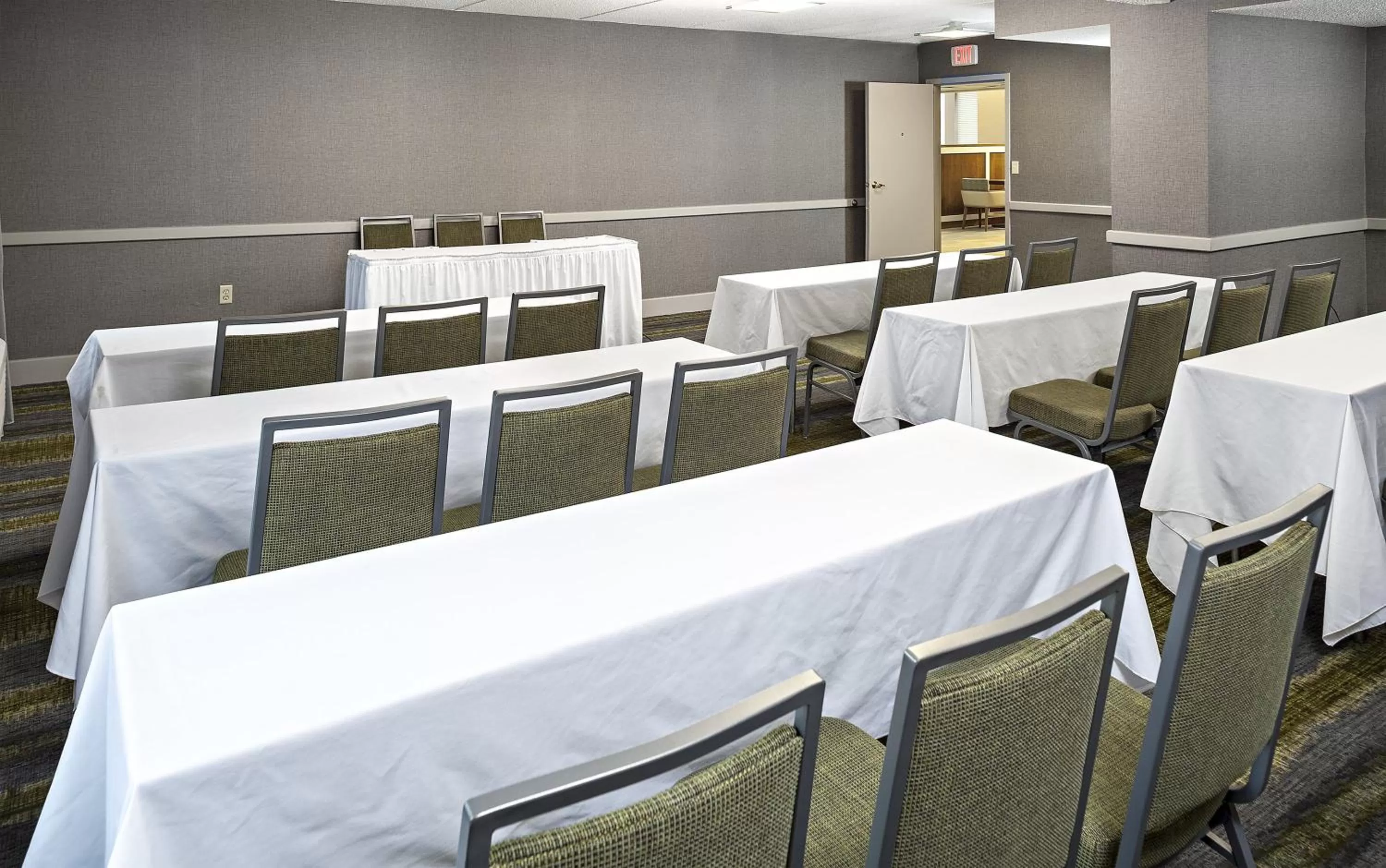 Meeting/conference room in Holiday Inn Salem by IHG