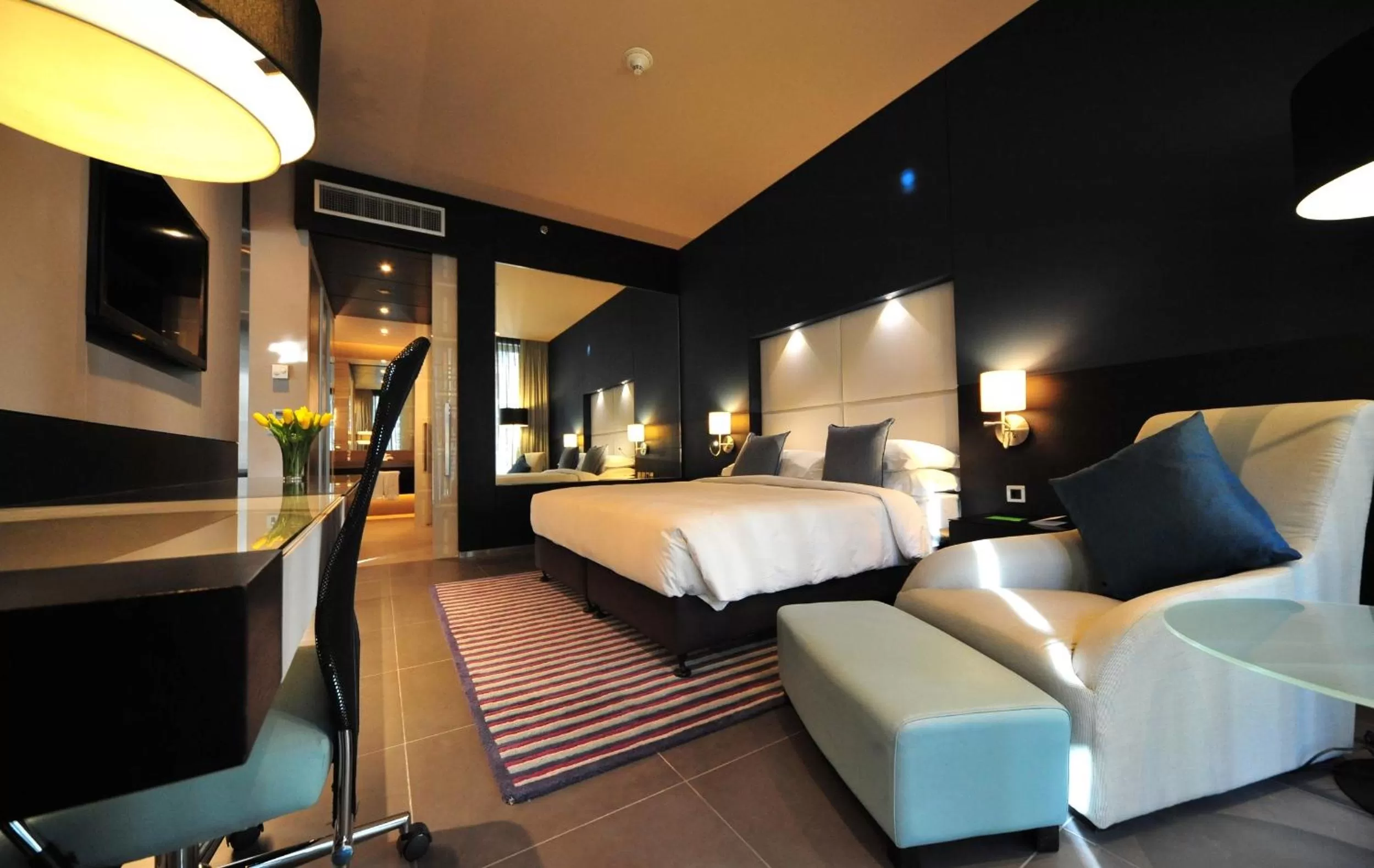 Bedroom, Bed in The Abdali Boulevard Hotel