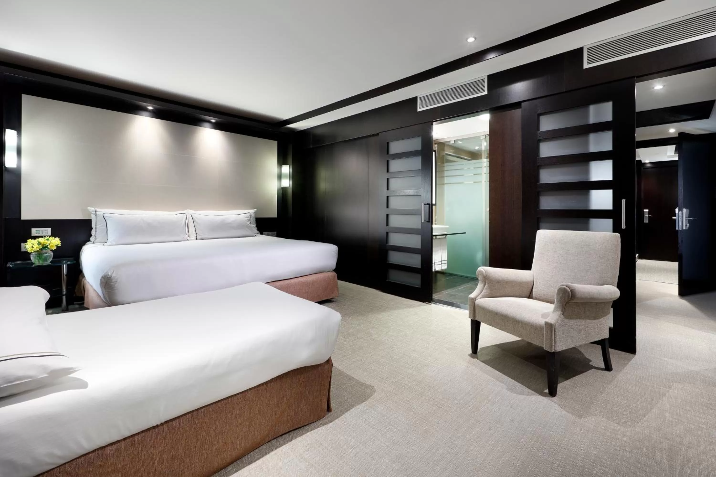 Bed in Melia Barcelona Sarriá