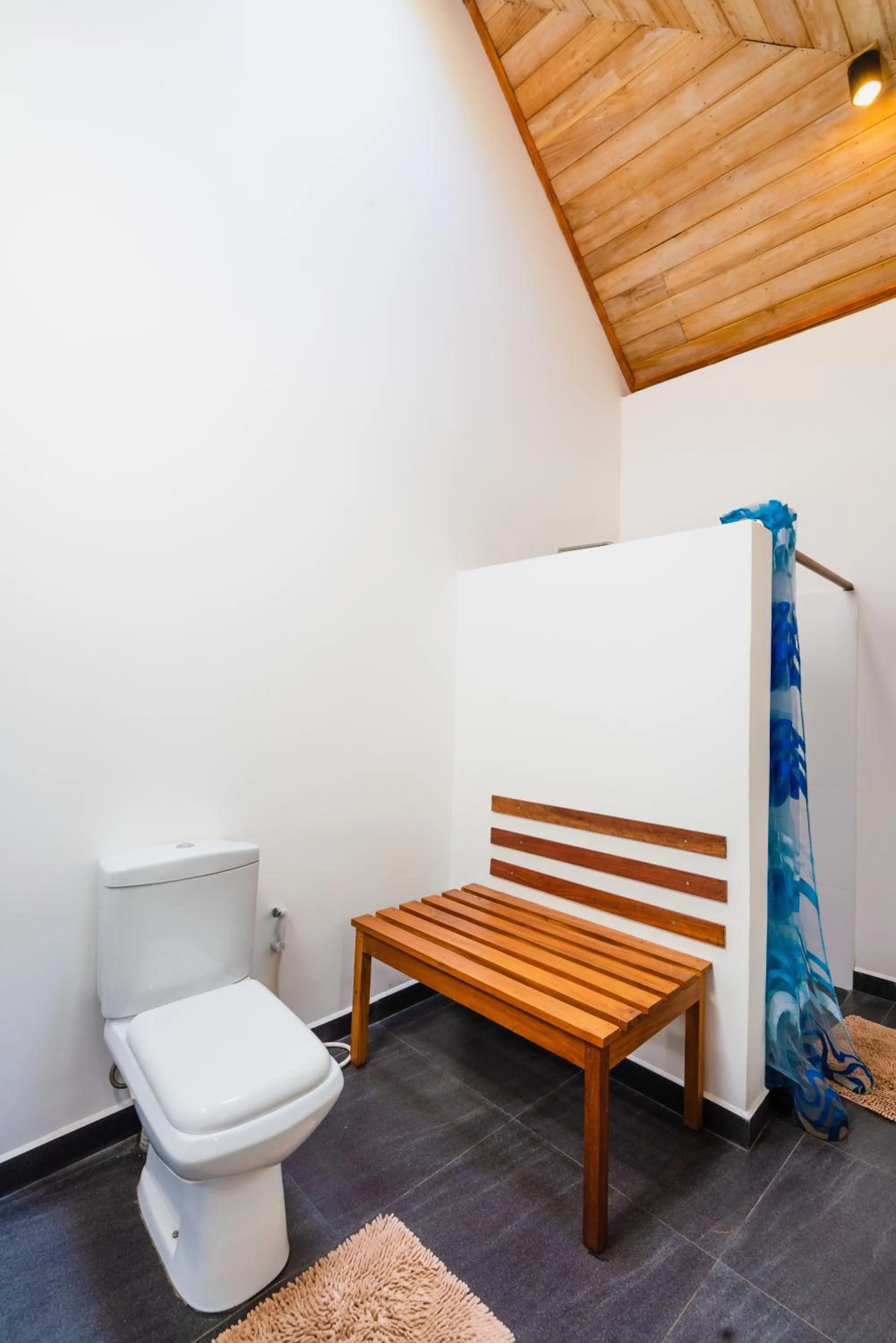 Toilet in Sweet Cinnamon Kandy