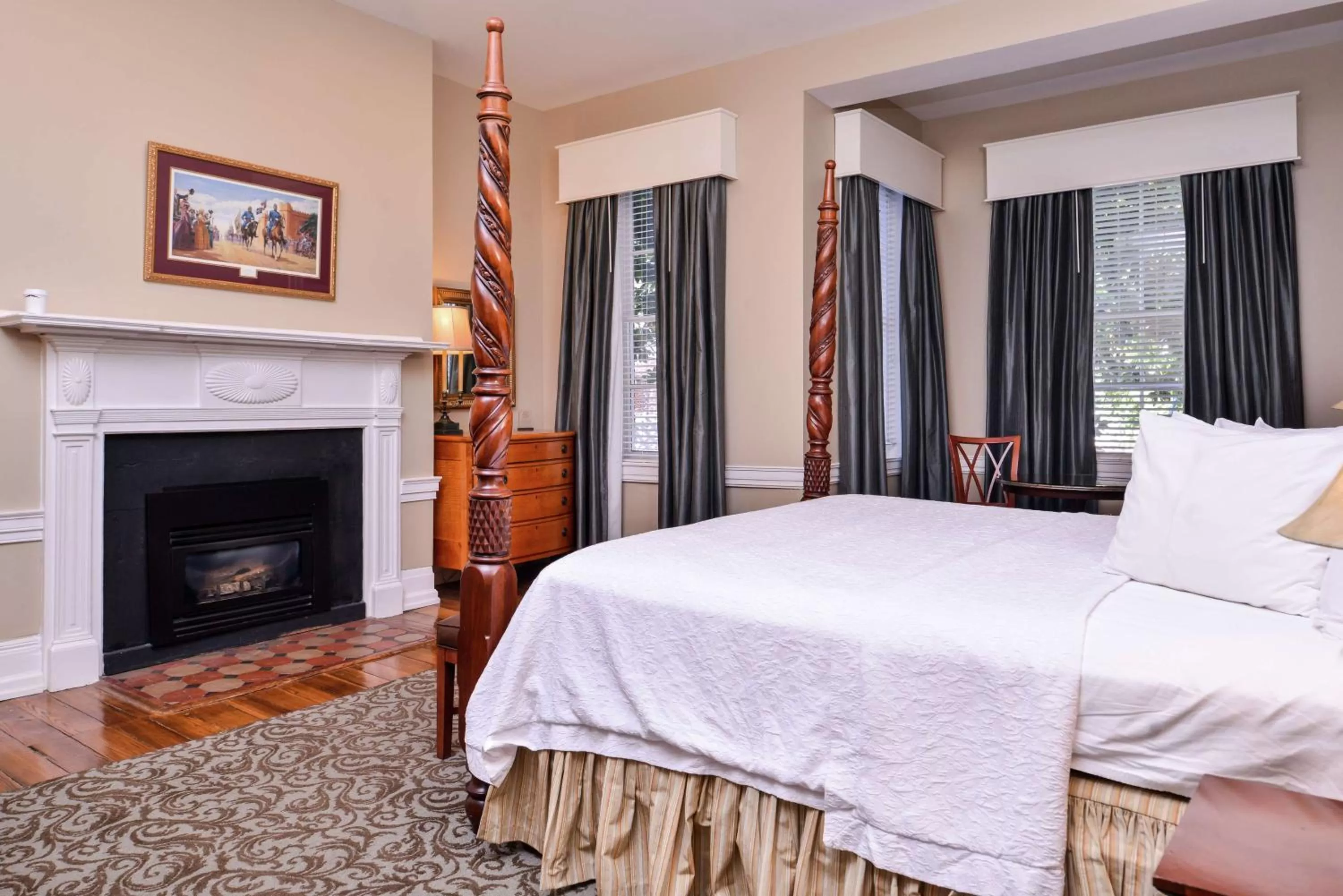 Bed in Hampton Inn Lexington Historic Area