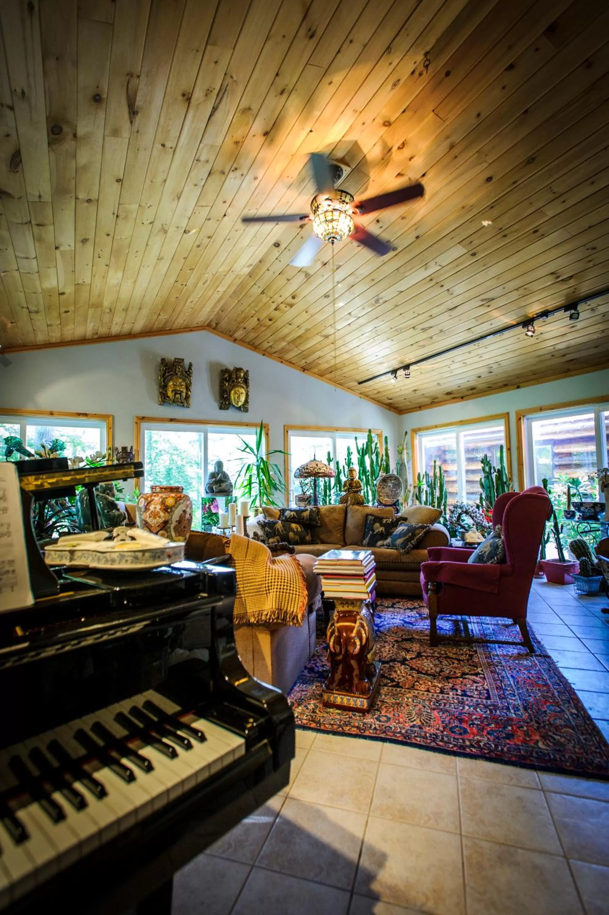 Living room in Shambhala Bed and Breakfast