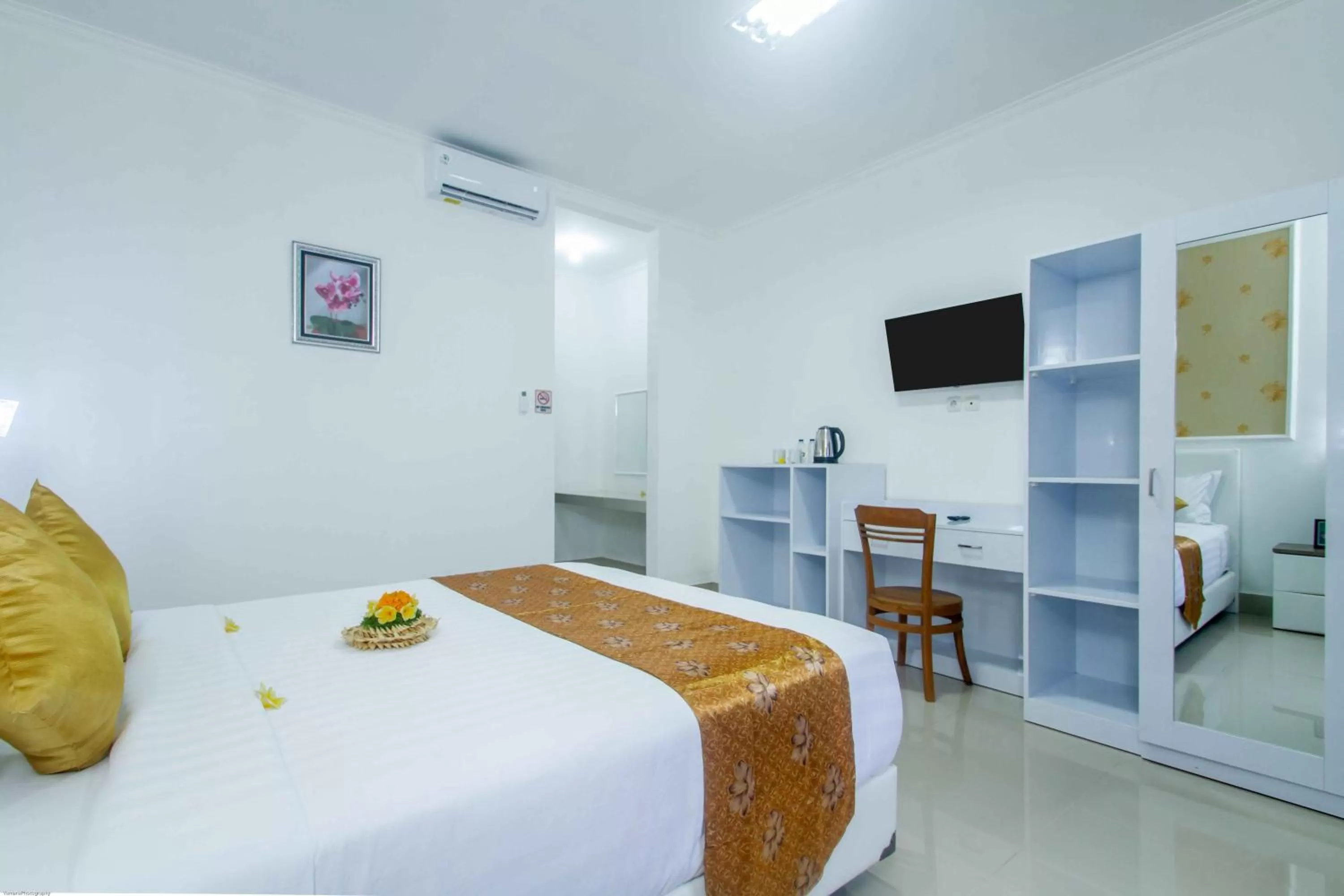 Coffee/tea facilities, Bed in Kesari Glory Nusa Penida by GenuineHost