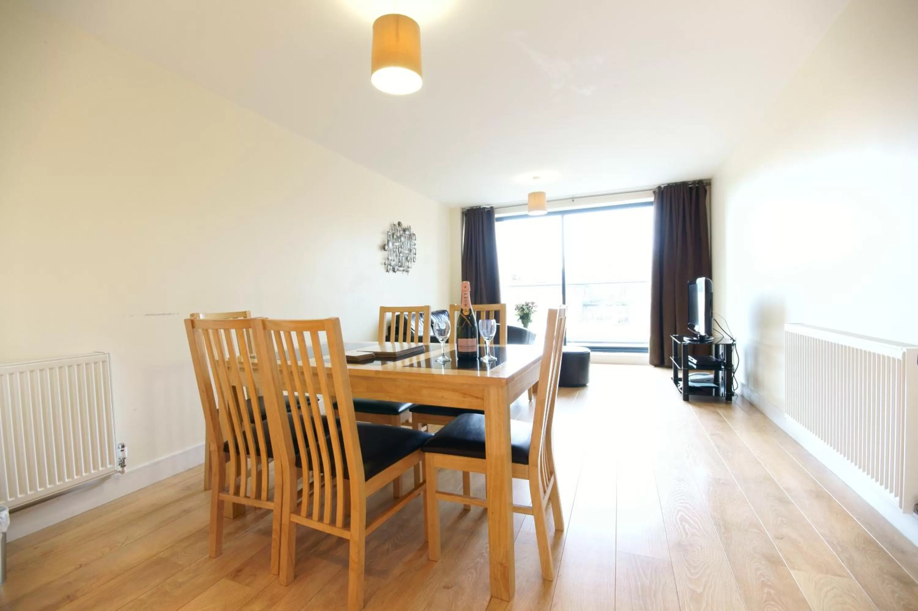 Dining area in Lodge Drive Serviced Apartments