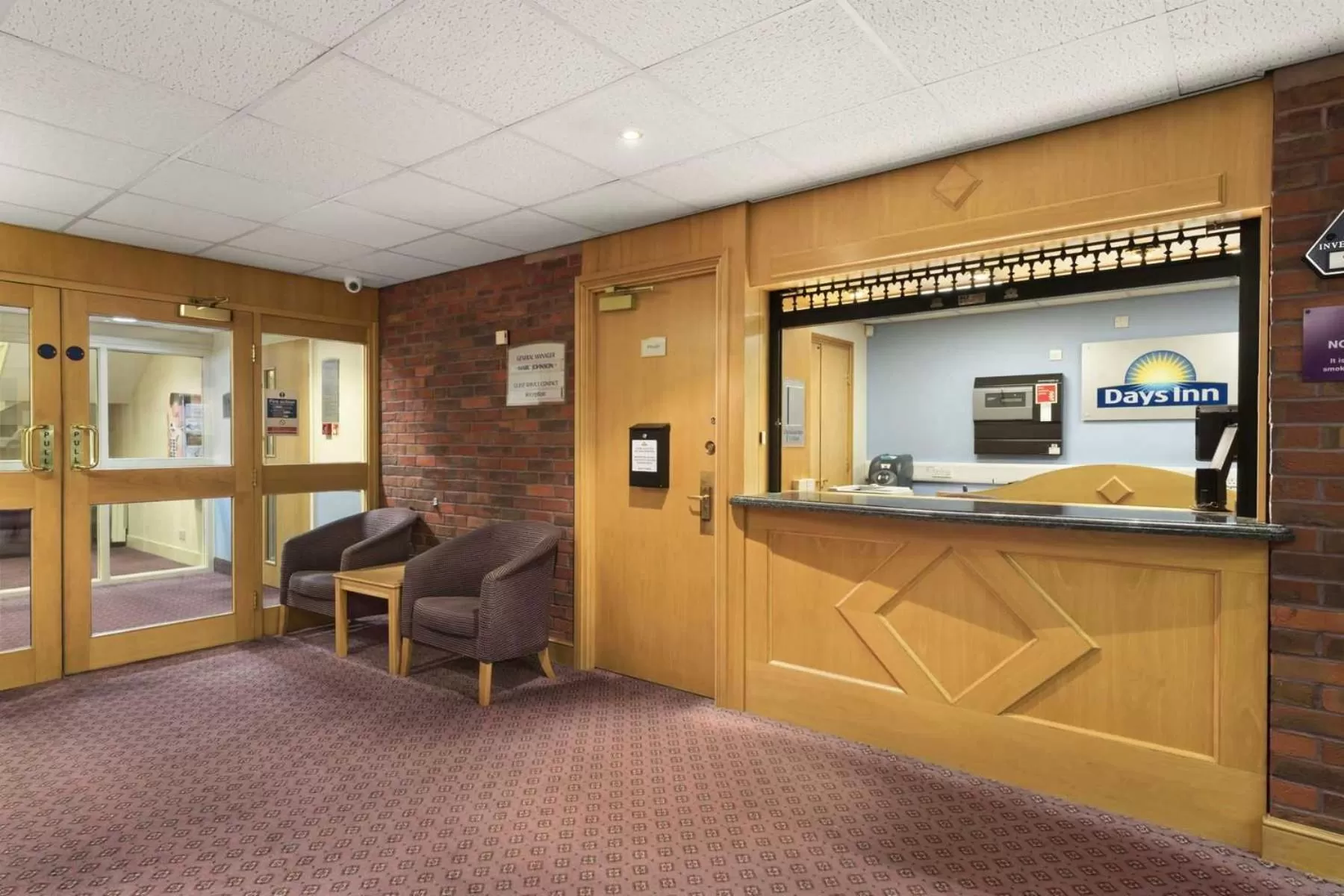 Lobby or reception in Days Inn Stafford