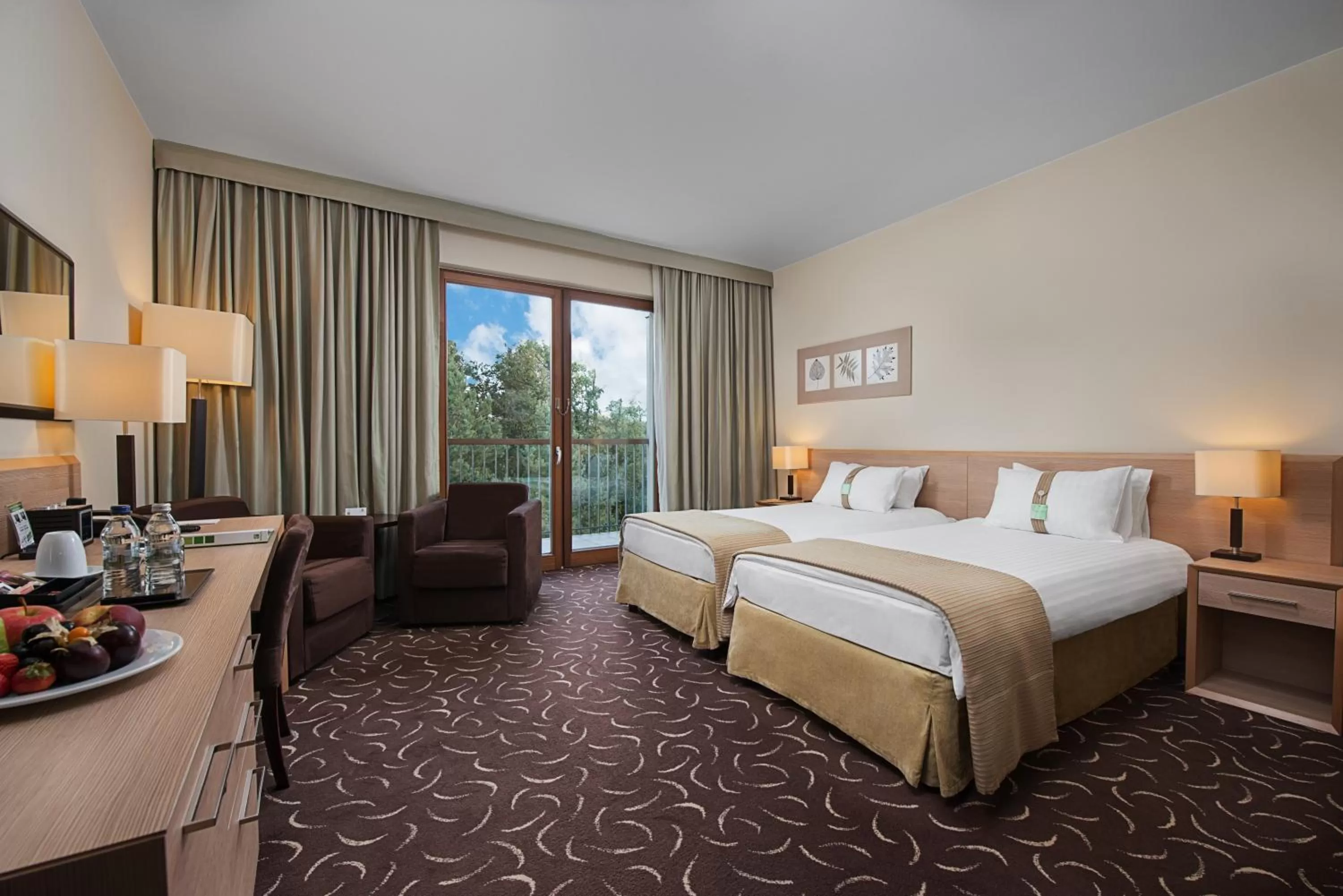 Photo of the whole room, Bed in Holiday Inn Resort Warsaw Józefów by IHG