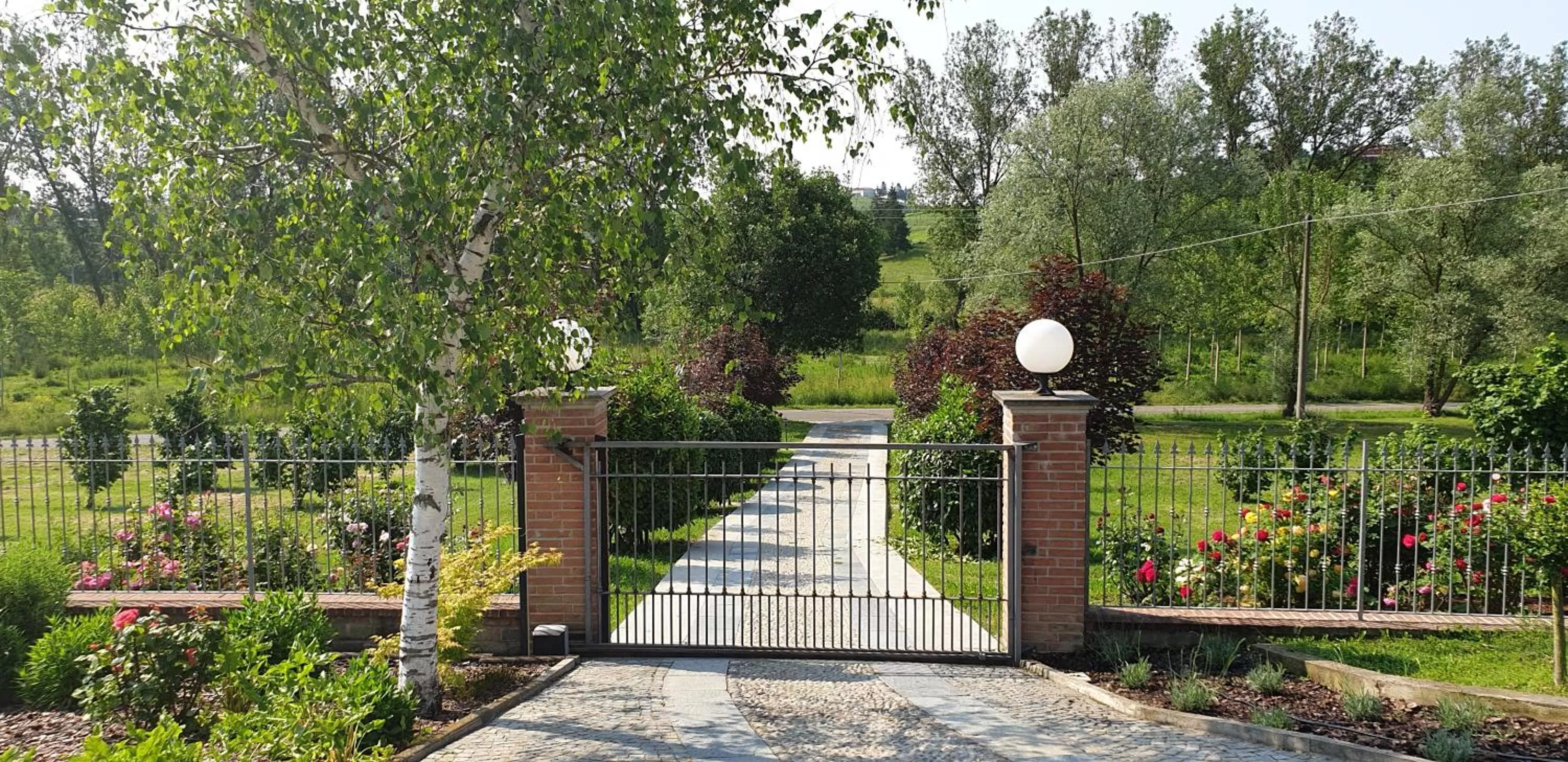 Facade/entrance in Villa Vigneto