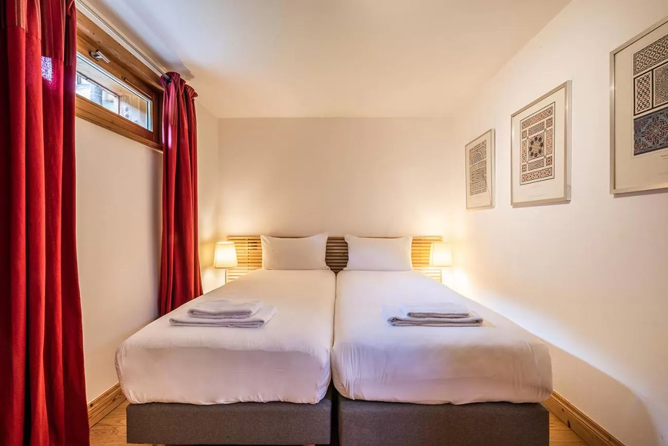 Bed in Eden Hotel, Apartments and Chalet Chamonix Les Praz