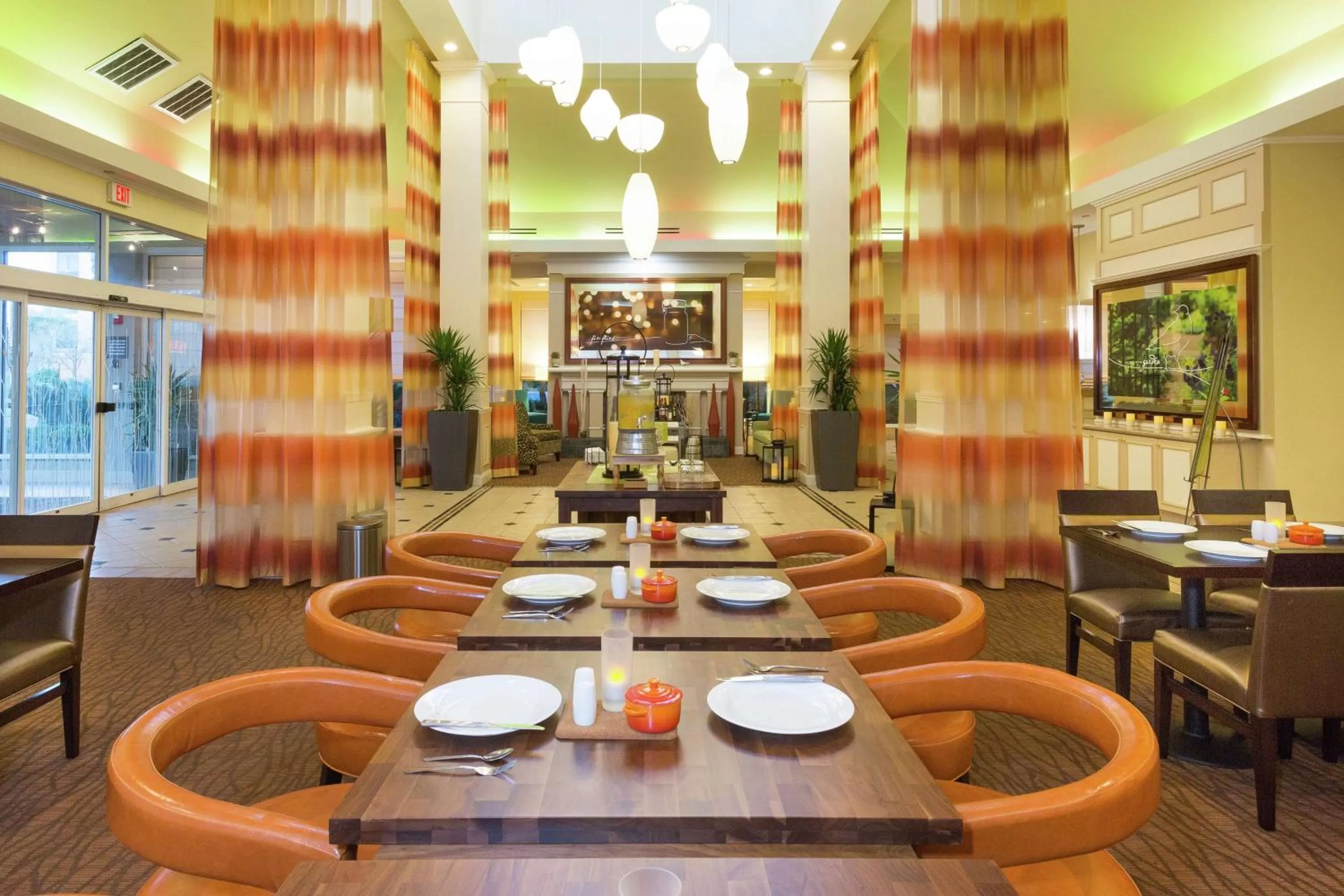 Lobby or reception in Hilton Garden Inn Jacksonville Airport