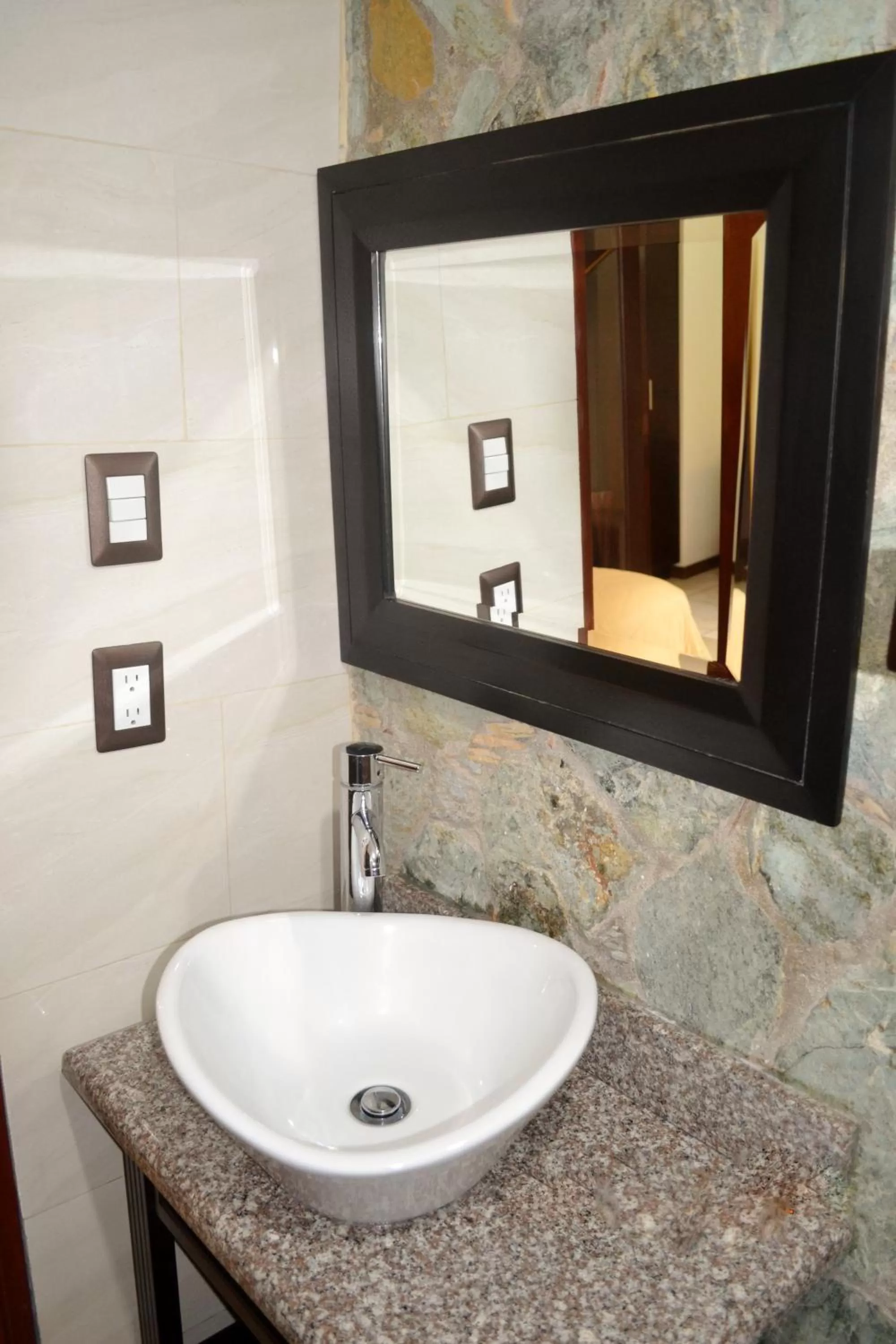 Photo of the whole room in Hotel Villa Florencia Zona Rosa