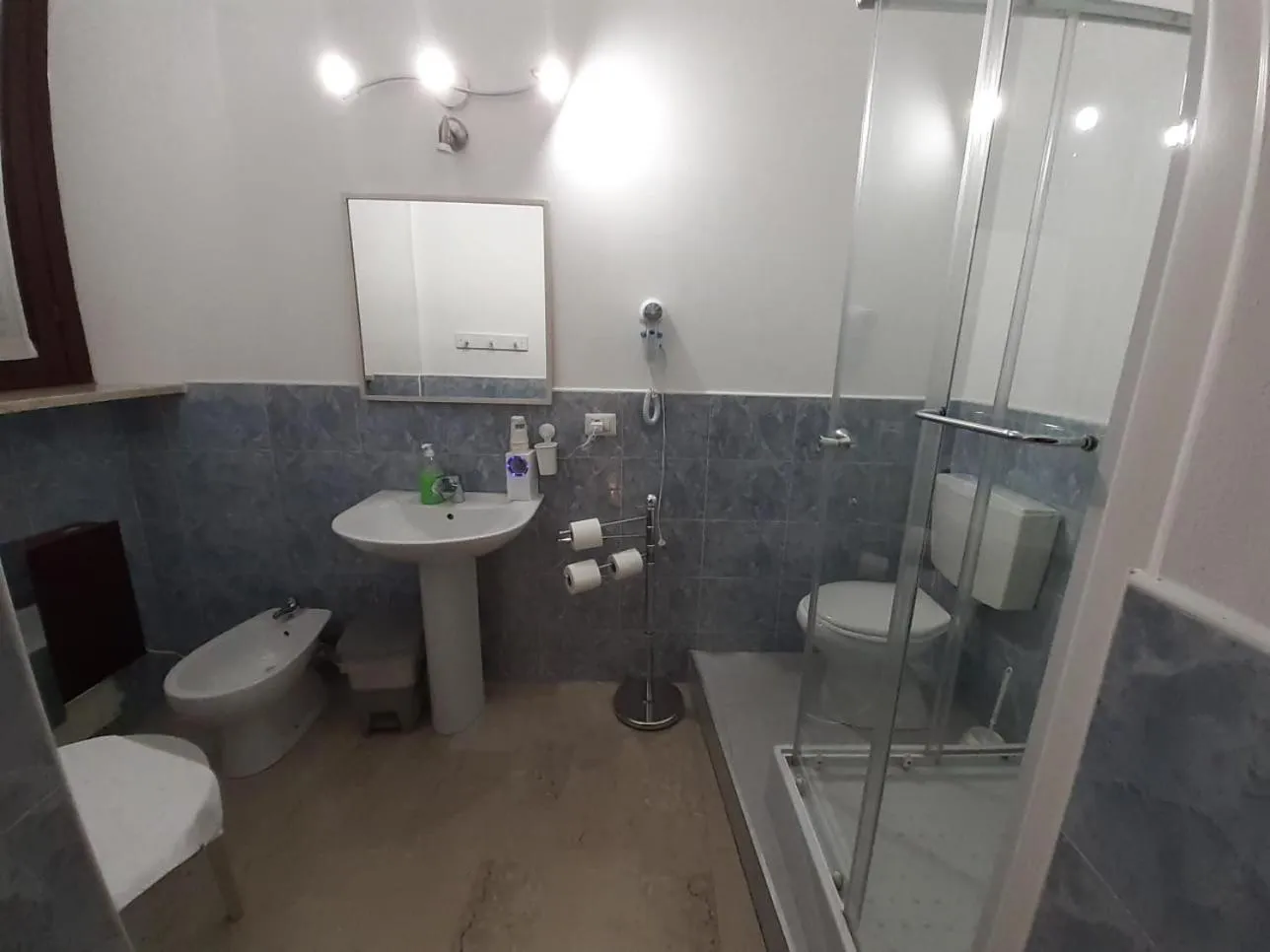 Bathroom in Megaride Guest House