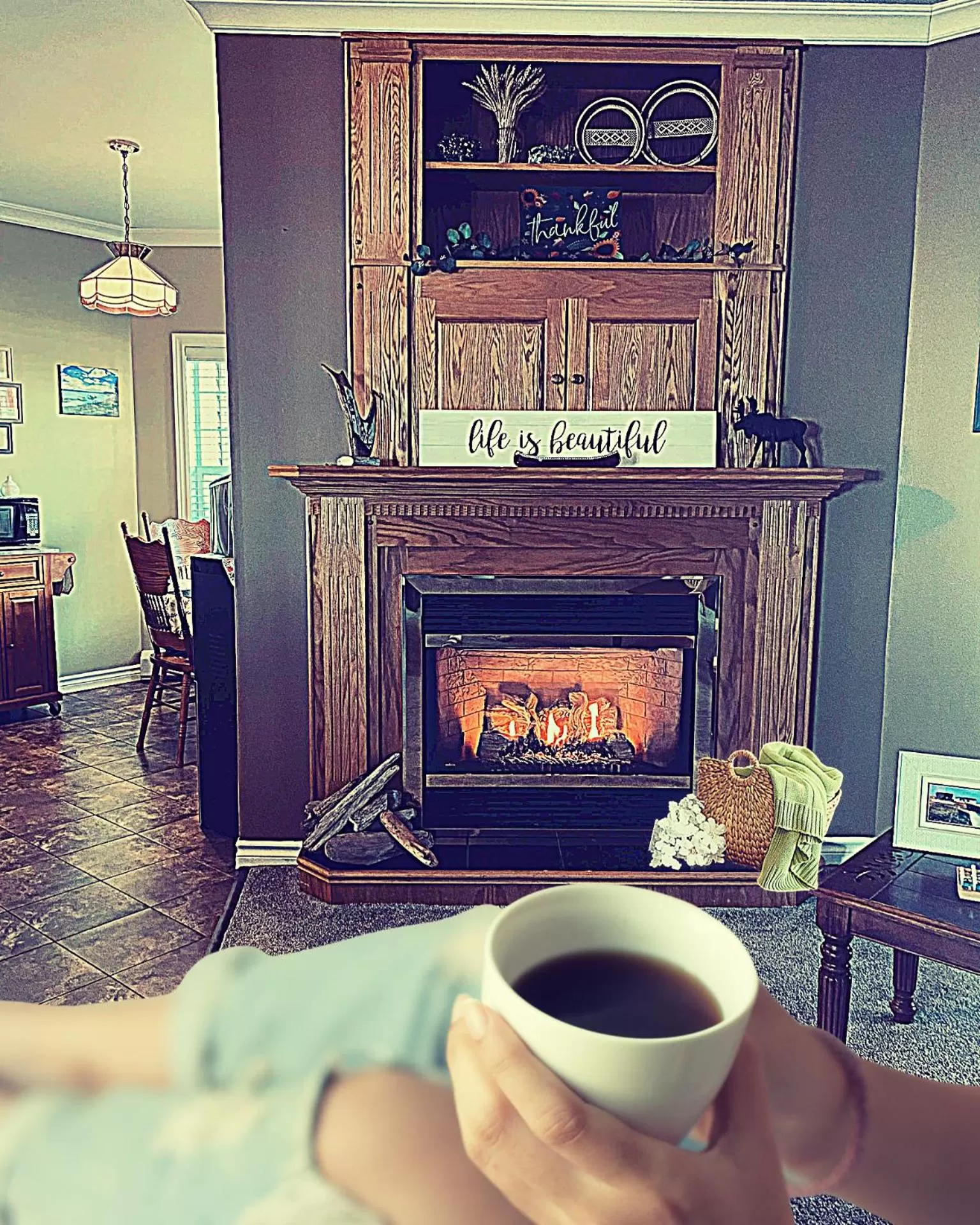 Living room in Sea Breeze Bed & Breakfast and RV Park