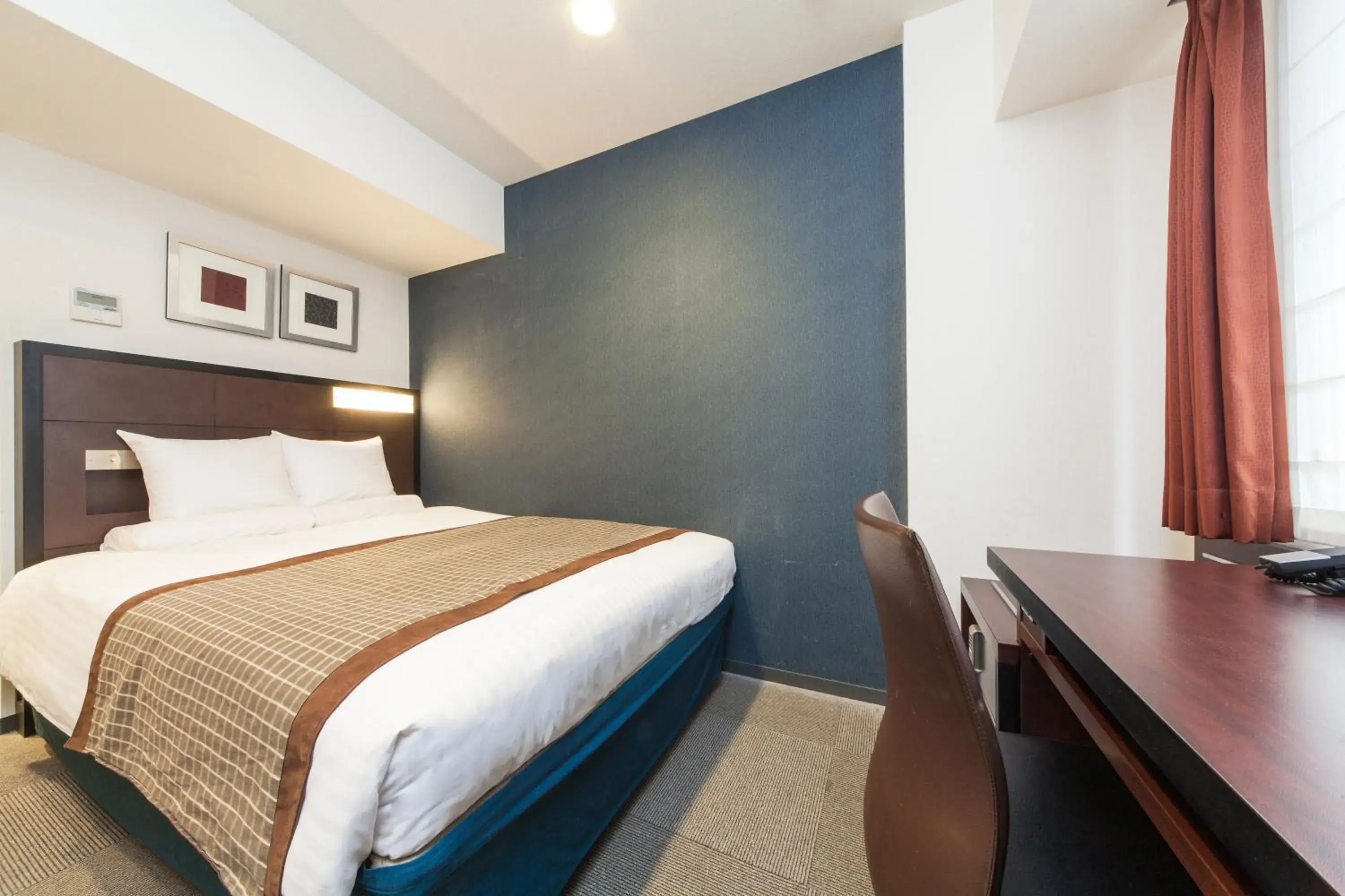 Superior Double Room with Kitchenette- Non Smoking in HOTEL MYSTAYS Sakaisuji Honmachi Superior Double Room with Kitchenette- Non Smoking in HOTEL MYSTAYS Sakaisuji Honmachi