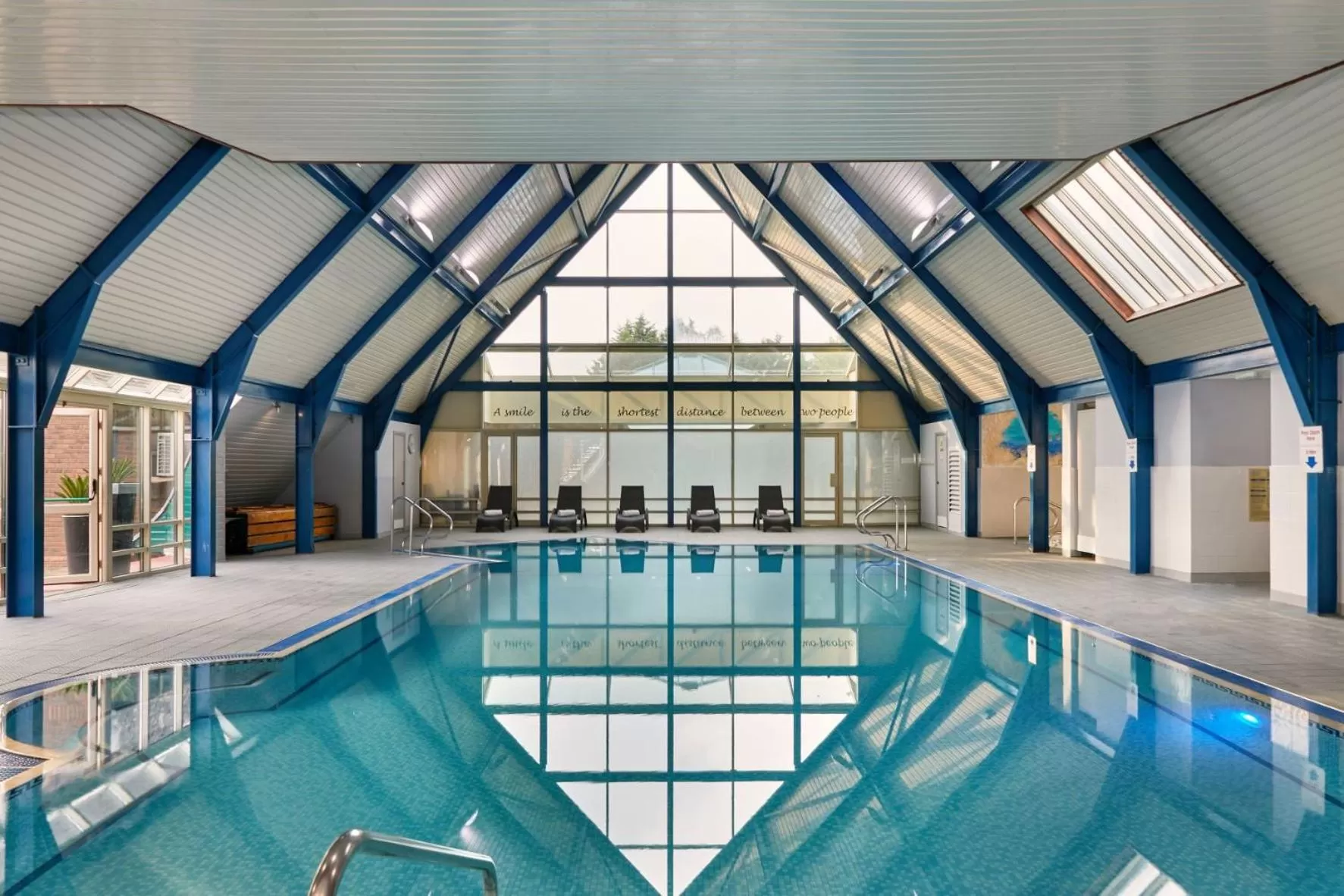 Swimming pool in Ufford Park Resort