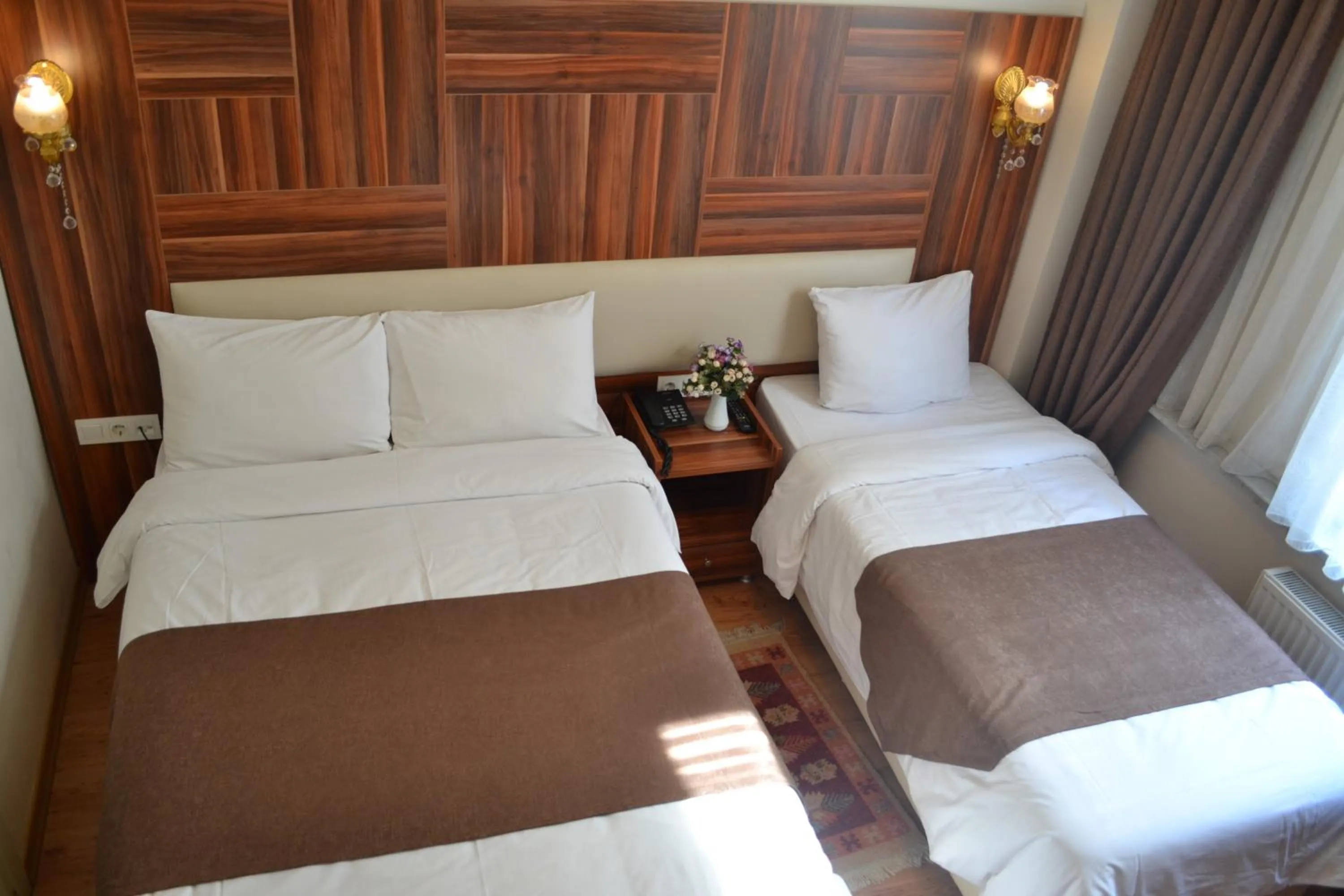 Bedroom, Bed in New Fatih Hotel