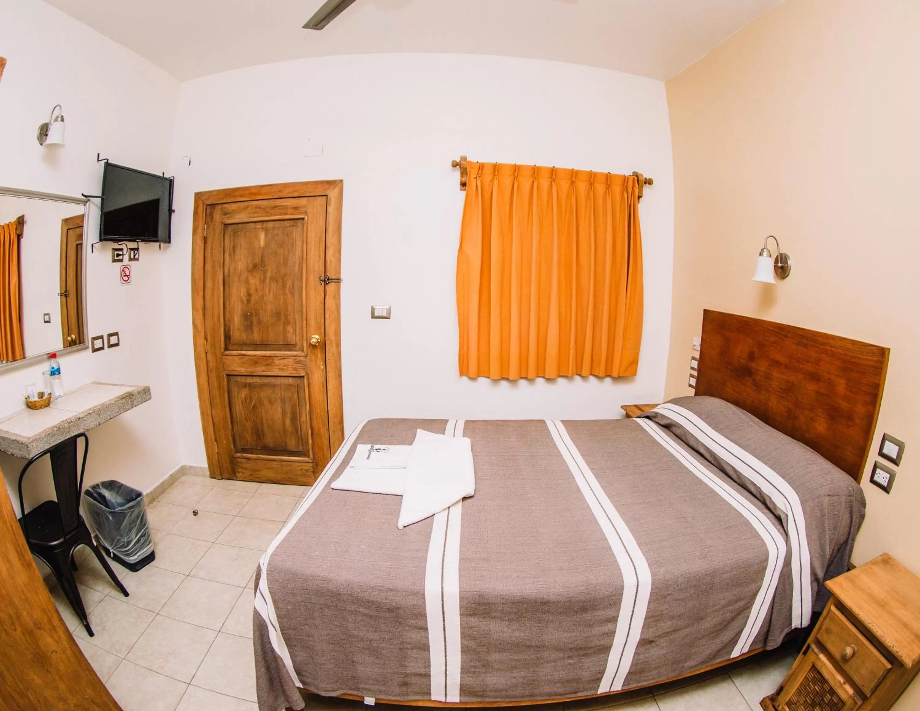 Bed in Hotel Cervantino