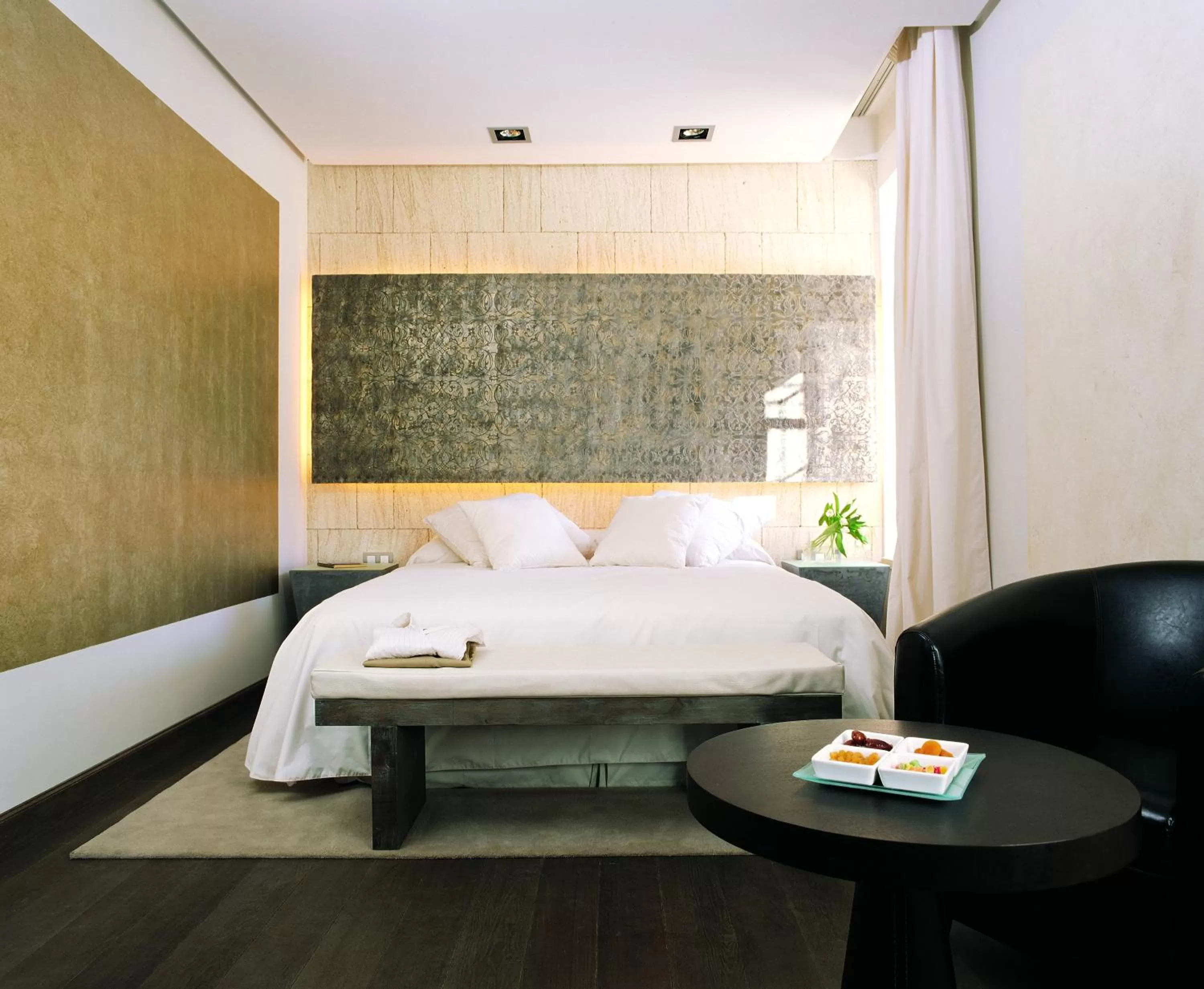 Bedroom, Bed in Hospes Palacio del Bailio, a Member of Design Hotels