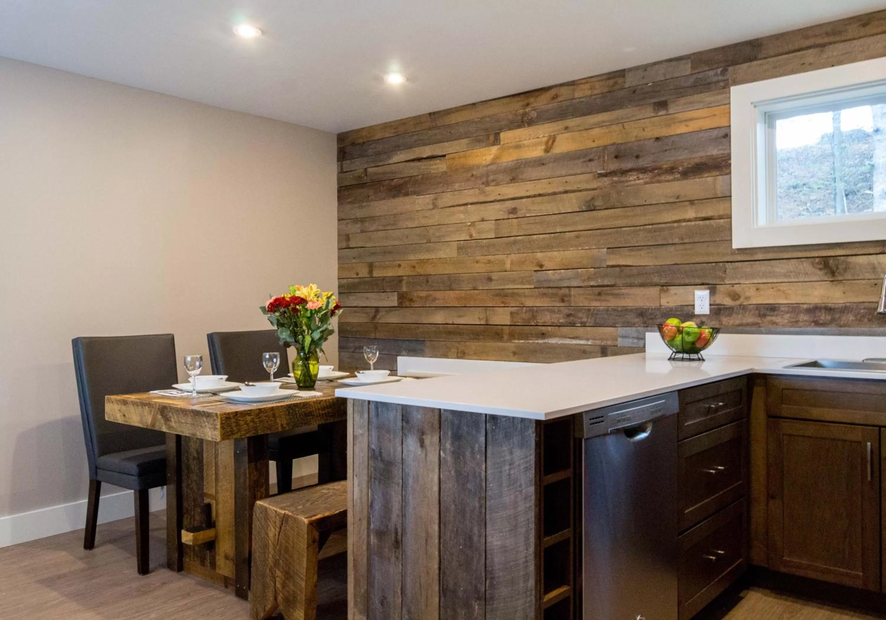 Day in Lake Placid Inn: Residences