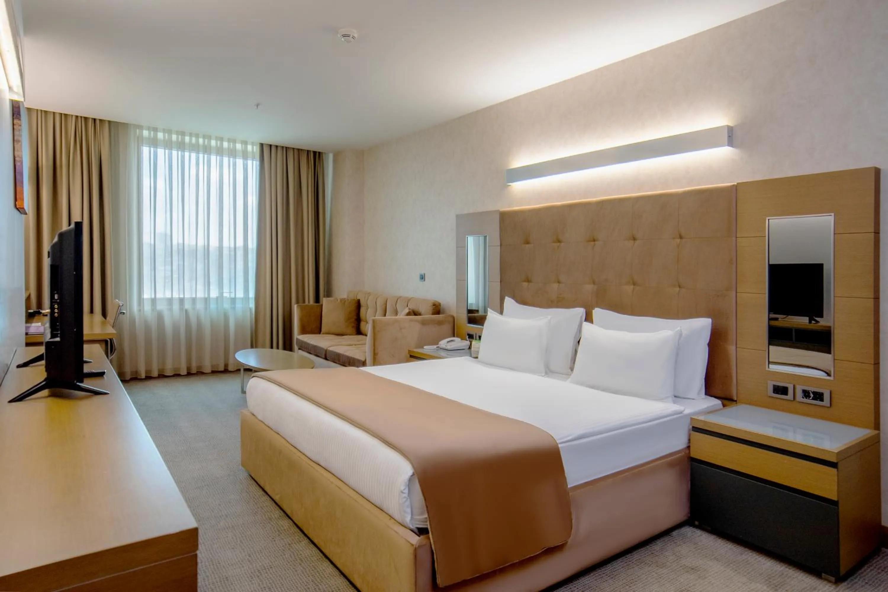 Bedroom, Bed in La Quinta by Wyndham Istanbul Gunesli