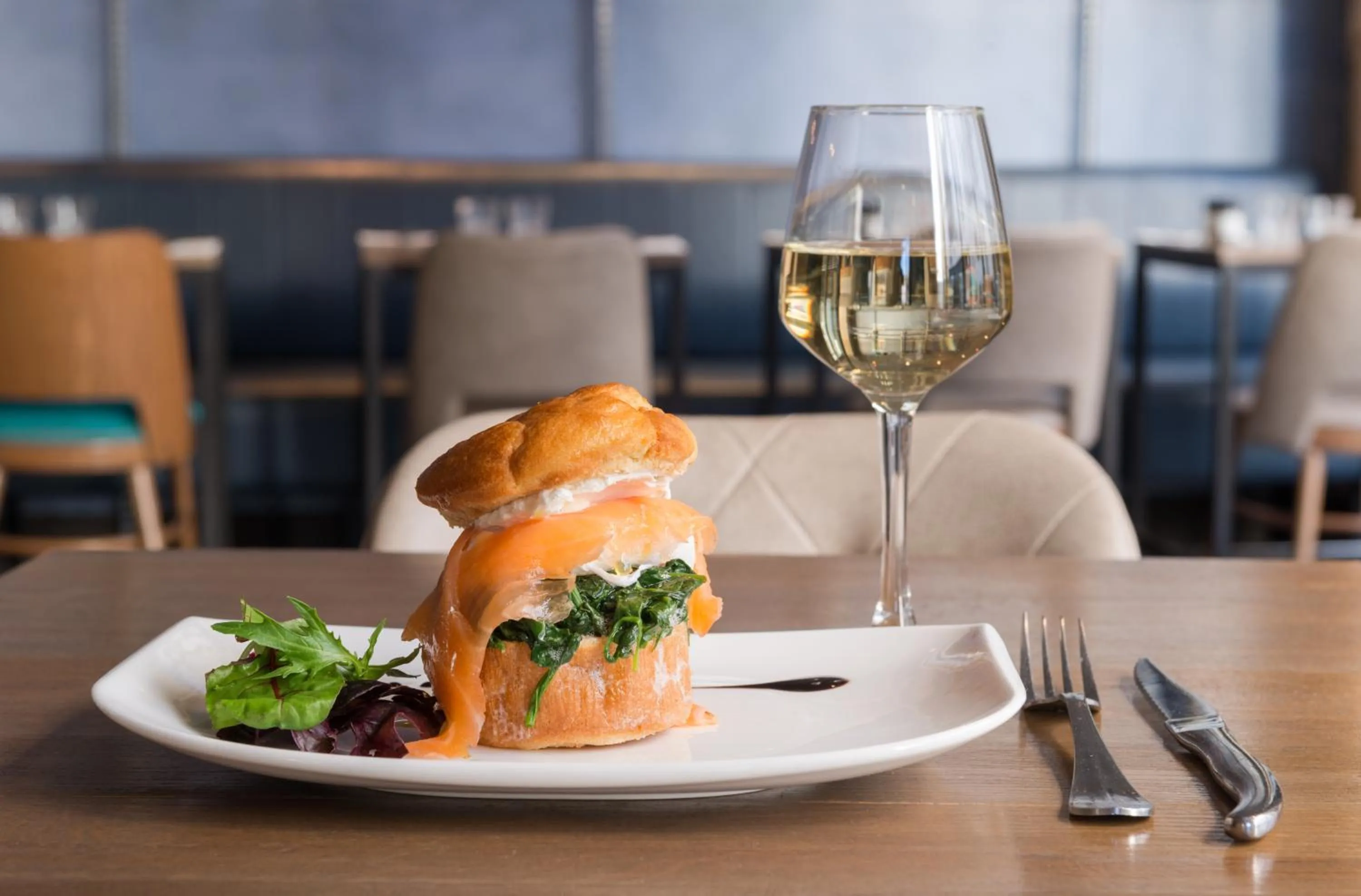 Food and drinks in Le Robinet d'Or Paris Canal Saint Martin