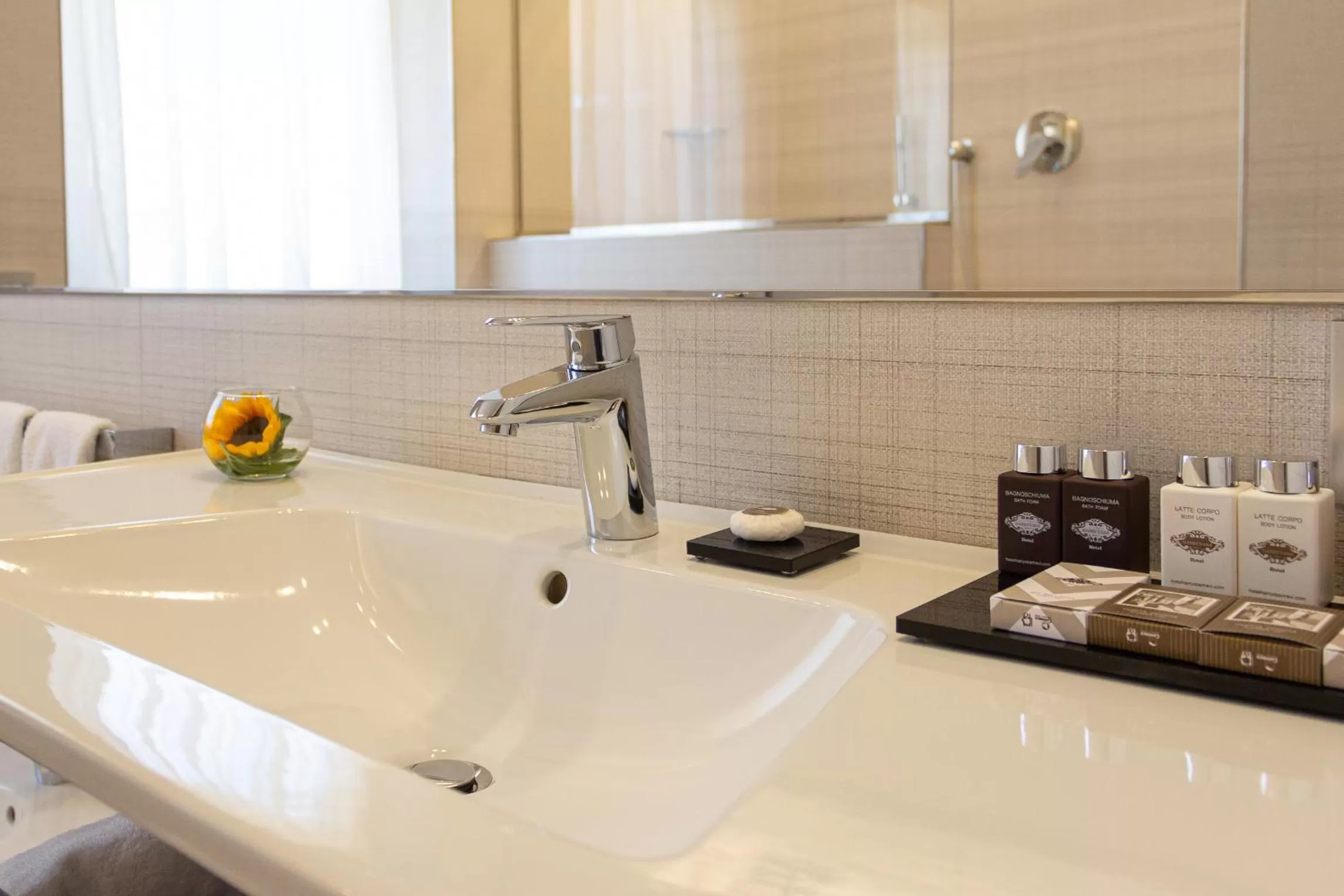 Bathroom in Harry's Bar Trevi Hotel & Restaurant