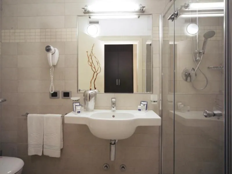 Bathroom in Hotel Dante Family Spa Resort