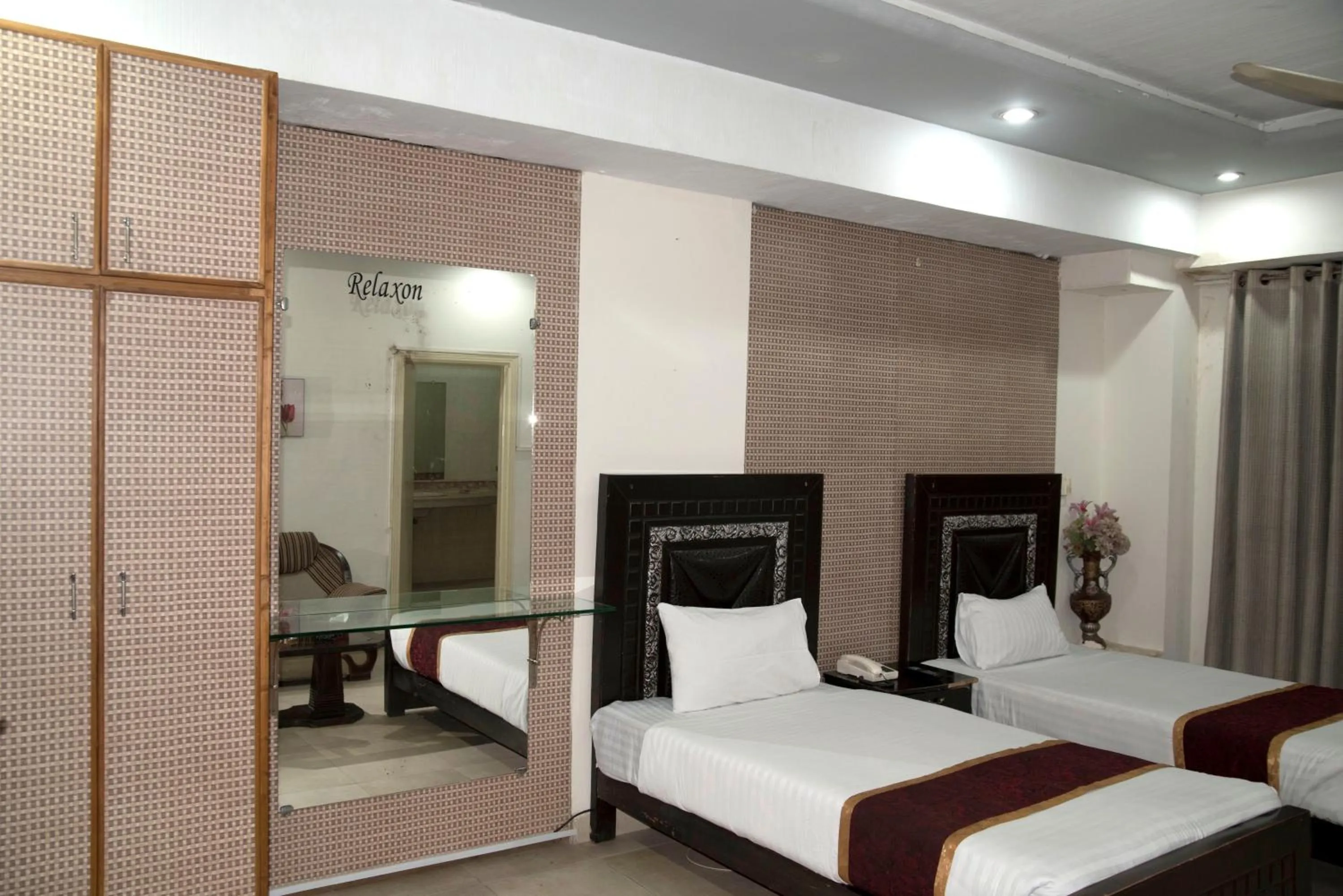 Bedroom in Premier Inn Davis Road Lahore
