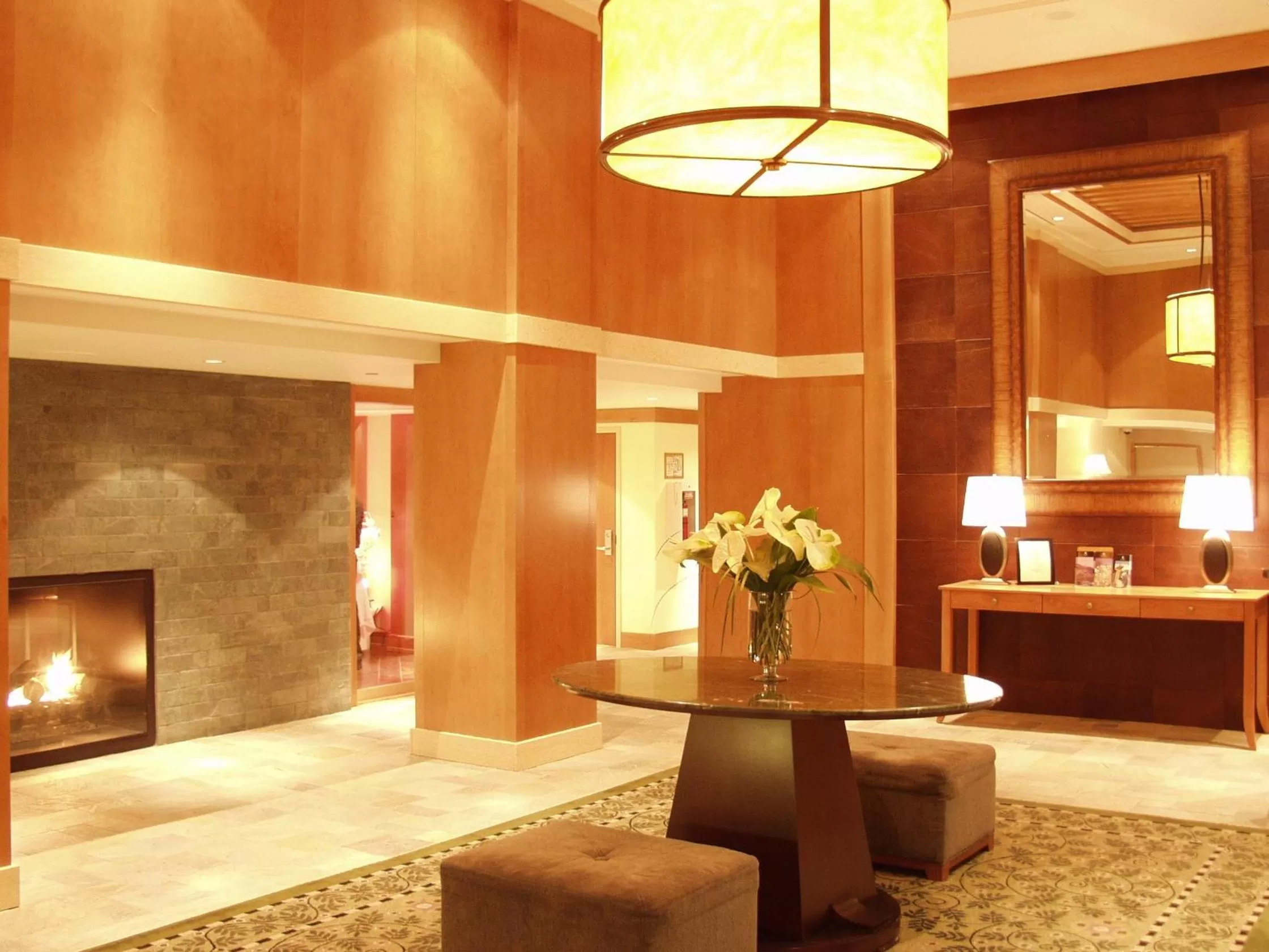 Lobby or reception, Bed in Pan Pacific Whistler Village Centre