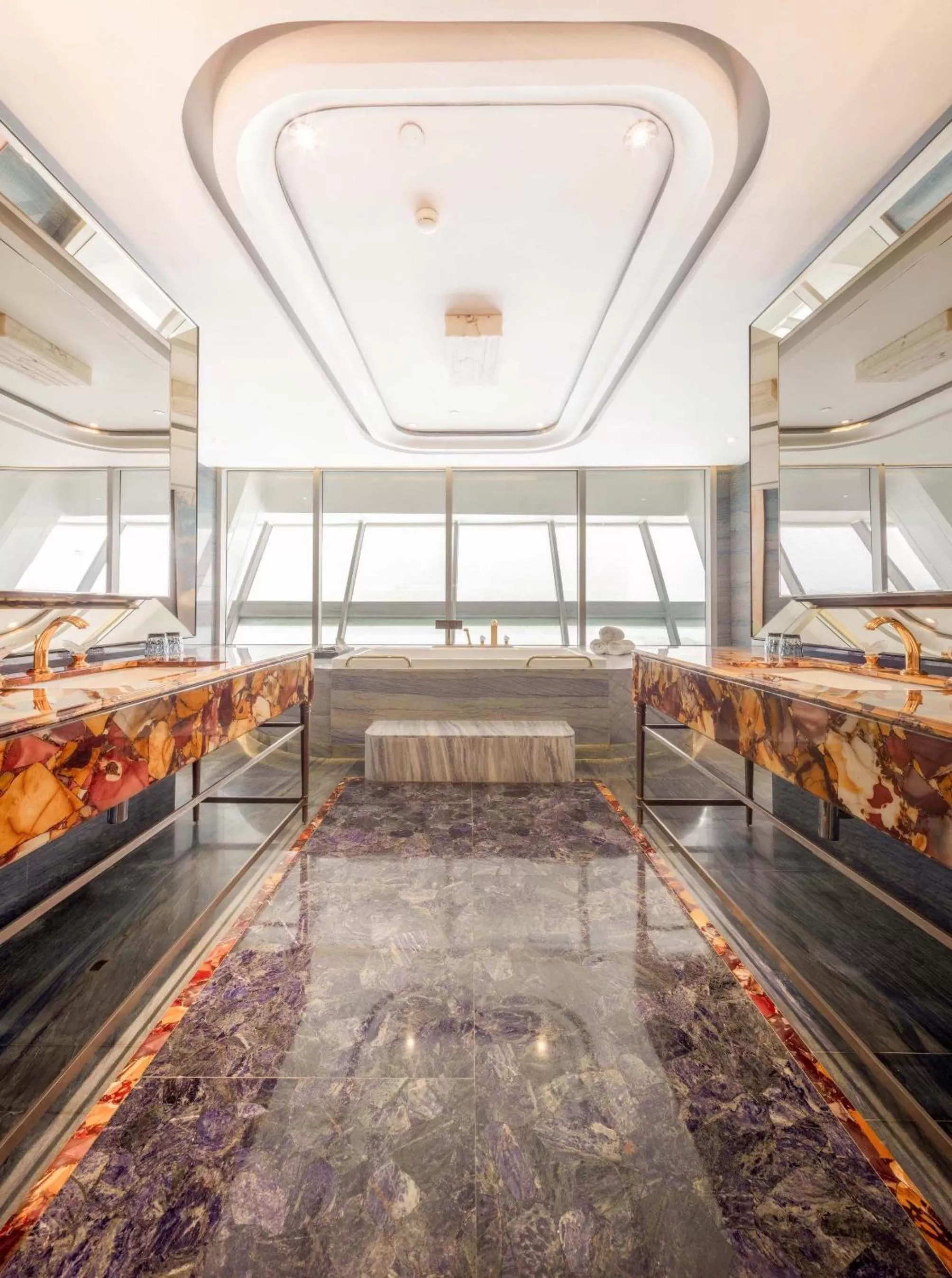 Bathroom in Sheraton Huzhou Taihu Lake Hot Spring Resort & Spa