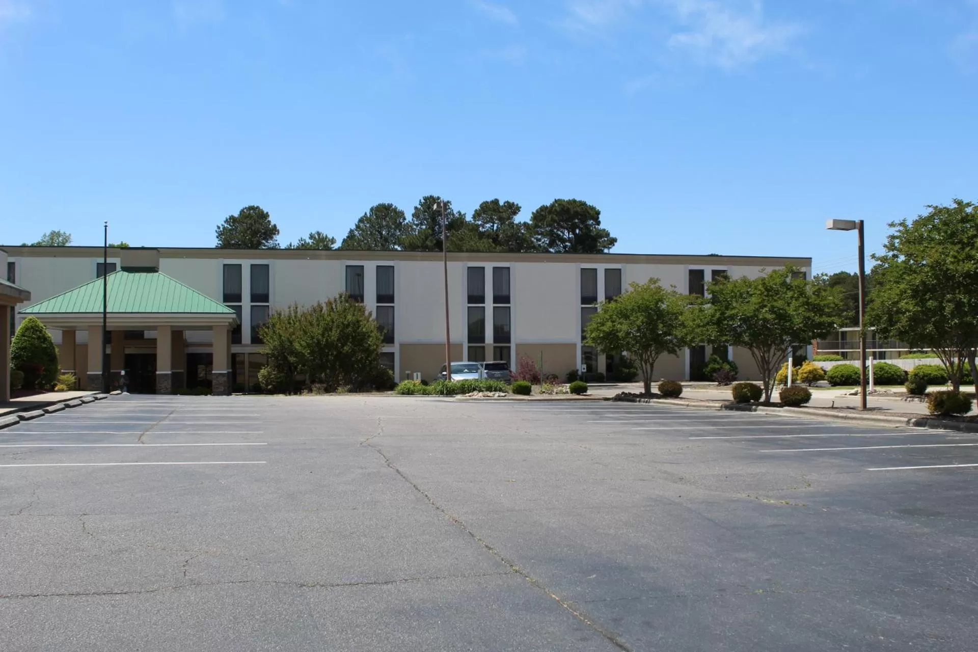 Property building in Comfort Inn Laurinburg