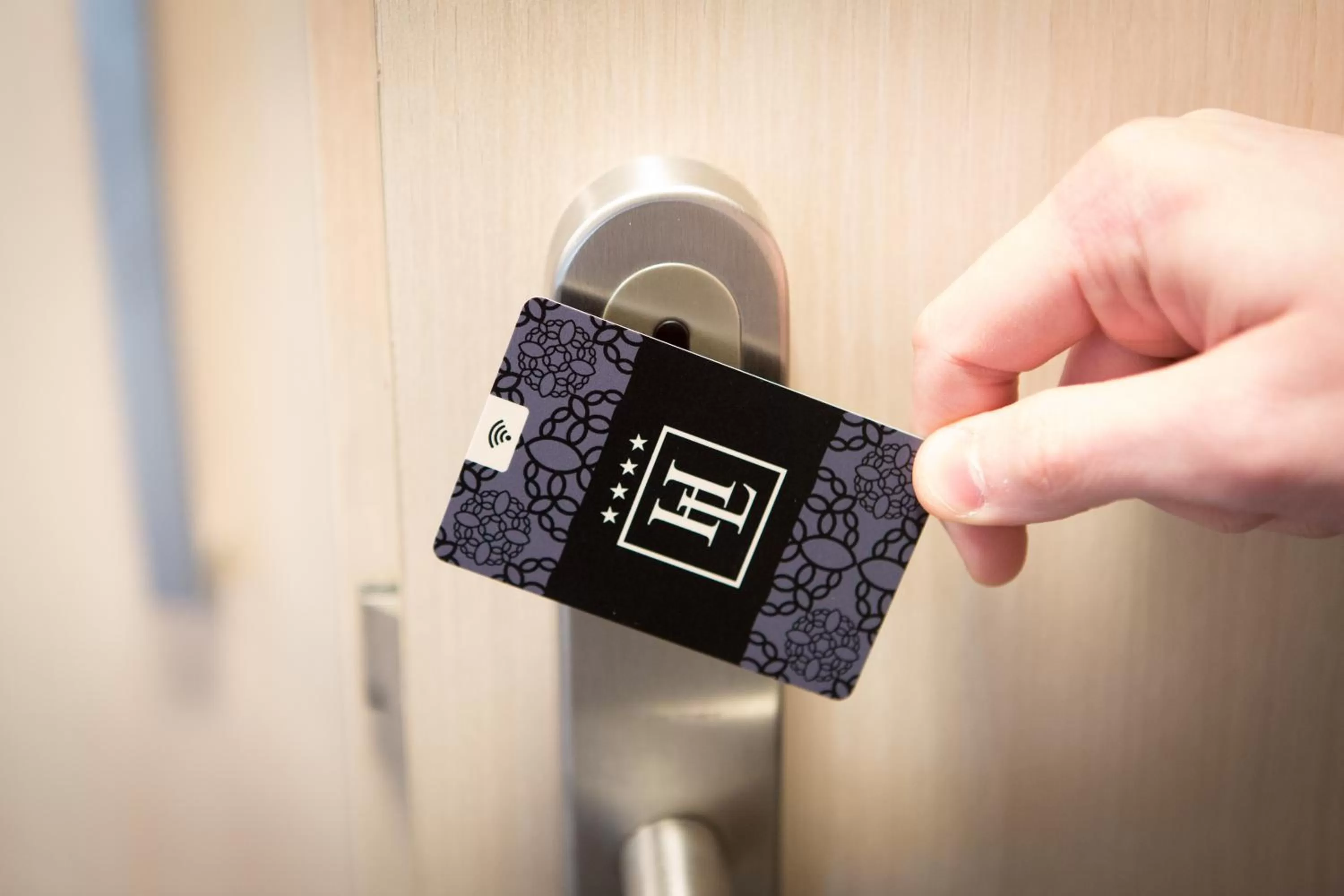 Area and facilities in Hotel Lantier & Swimming Pool Zone