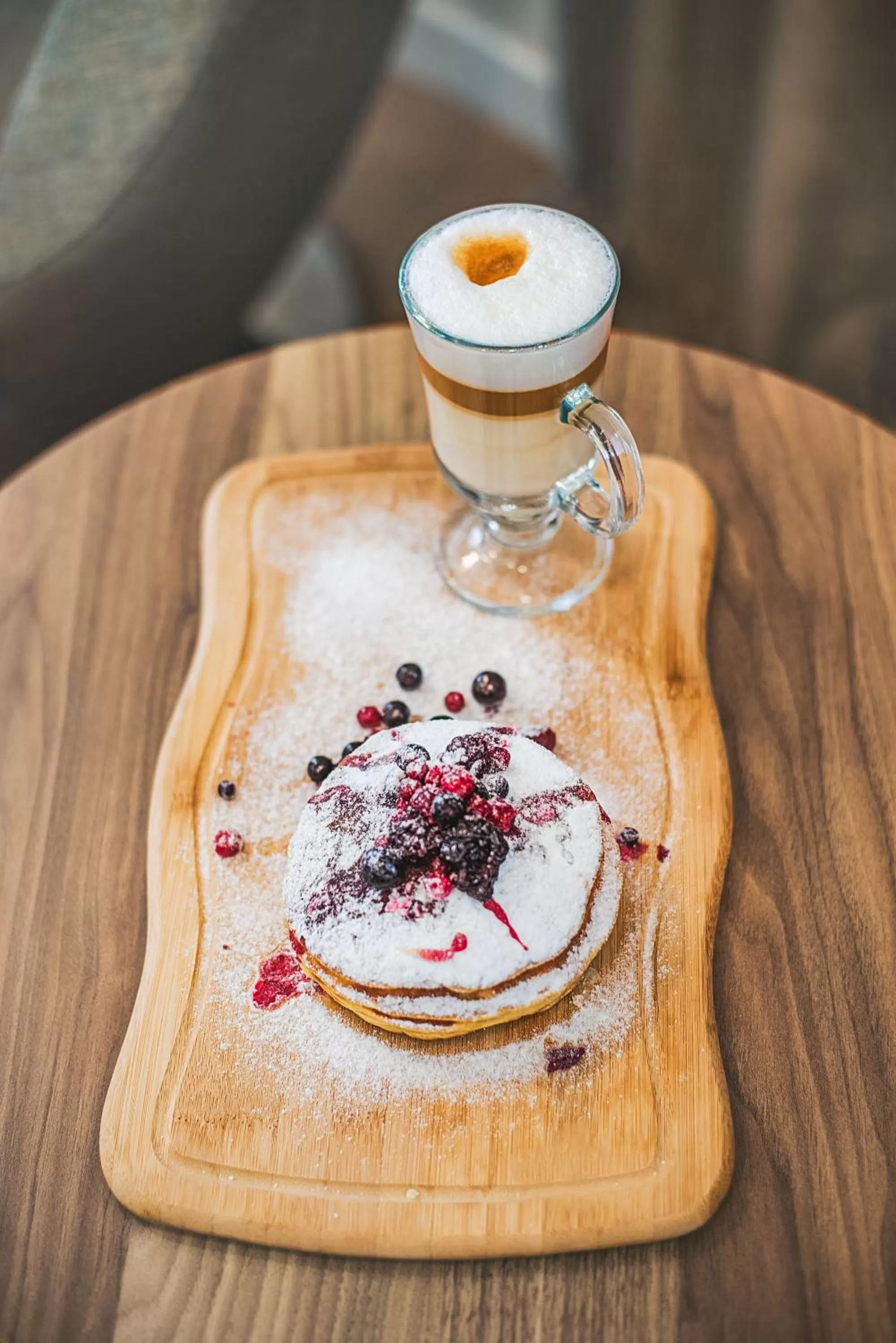 Food and drinks in Meta Business Hotel By King David