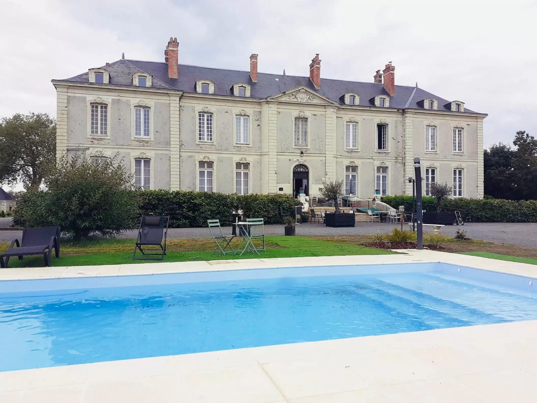 Property Building in Hôtel Particulier CHÂTEAU DES MARAIS Proximité et vue sur le Lac de Grand lieu