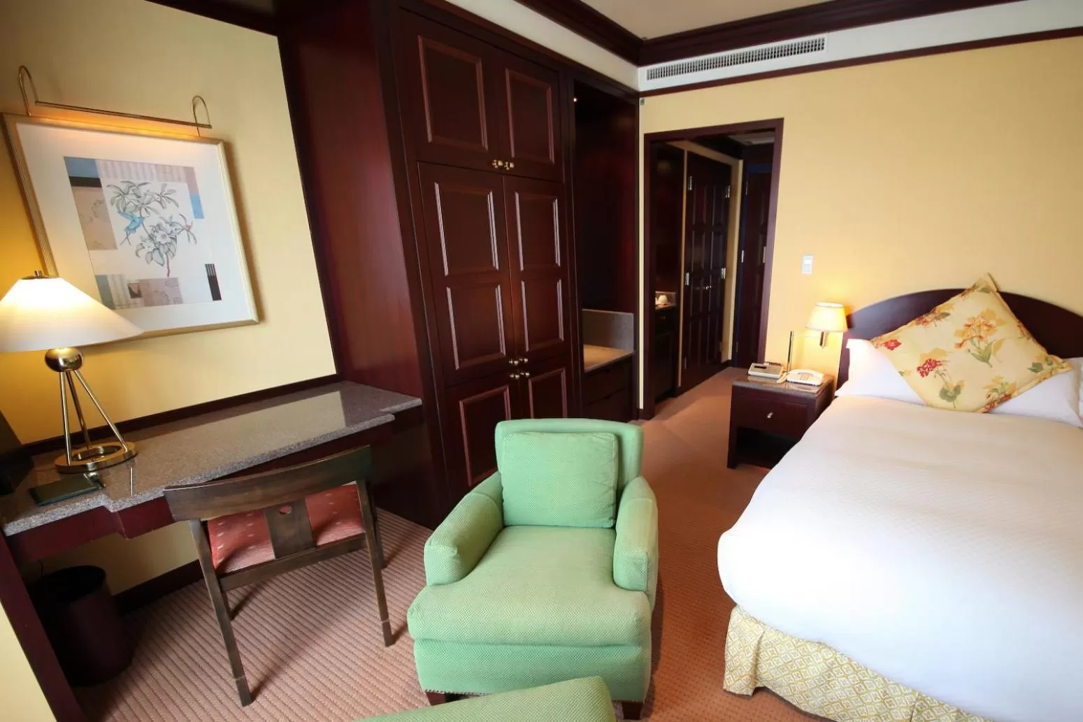 Photo of the whole room, Bed in Mito Plaza Hotel