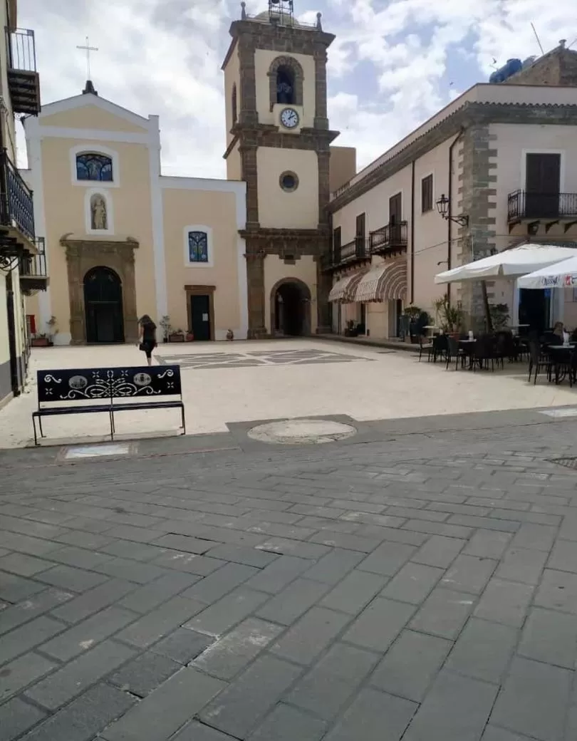 THE PALACE B&B and Apartments