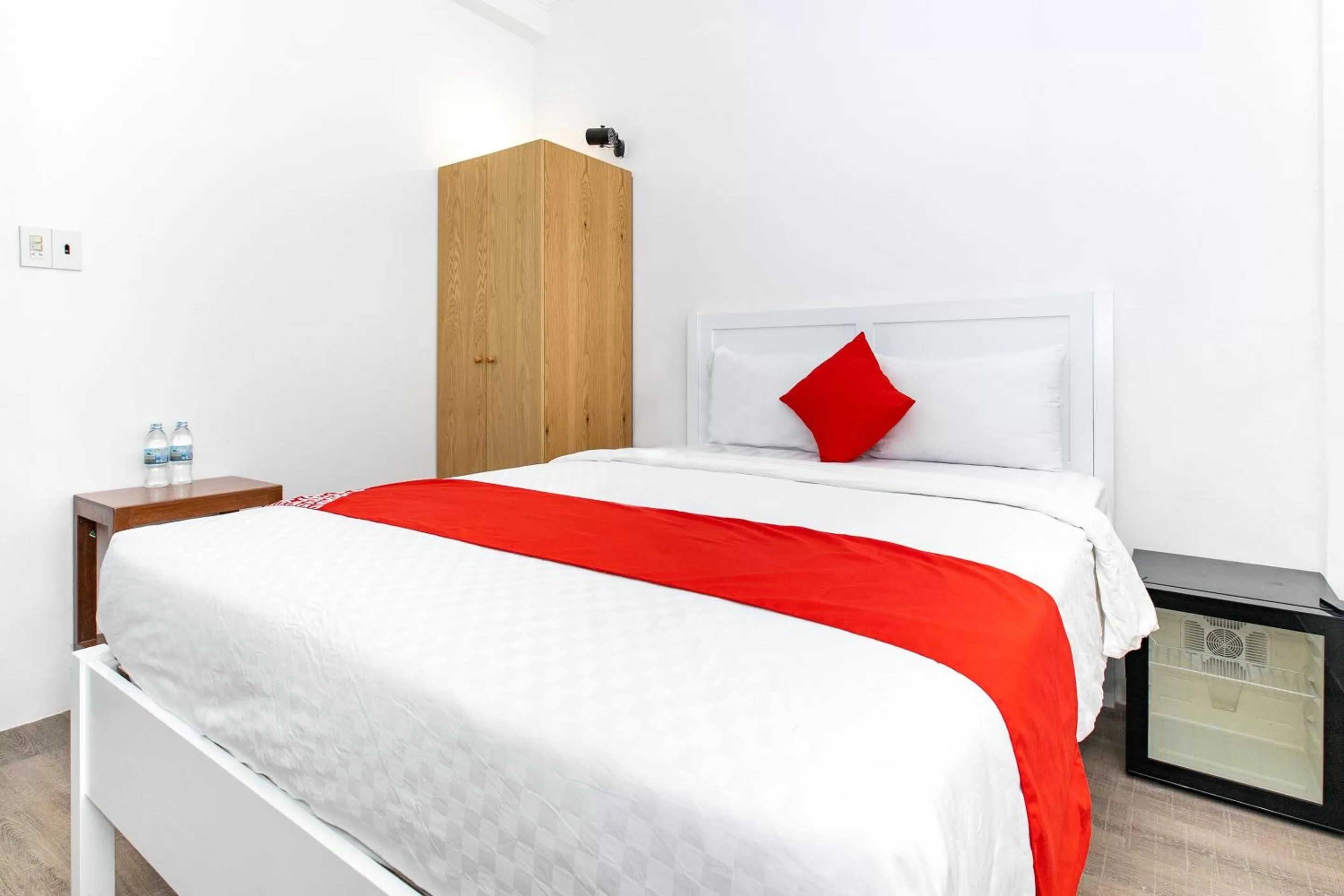 Bedroom, Bed in GIS Hotel Nha Trang & Motorbike Rental