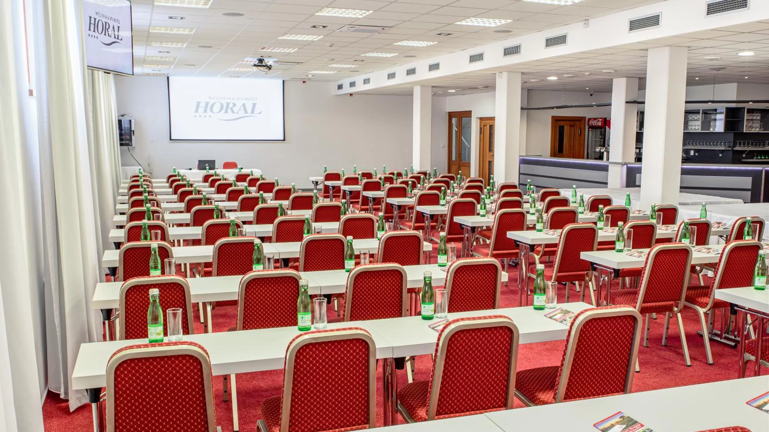 Business facilities in Hotel Horal