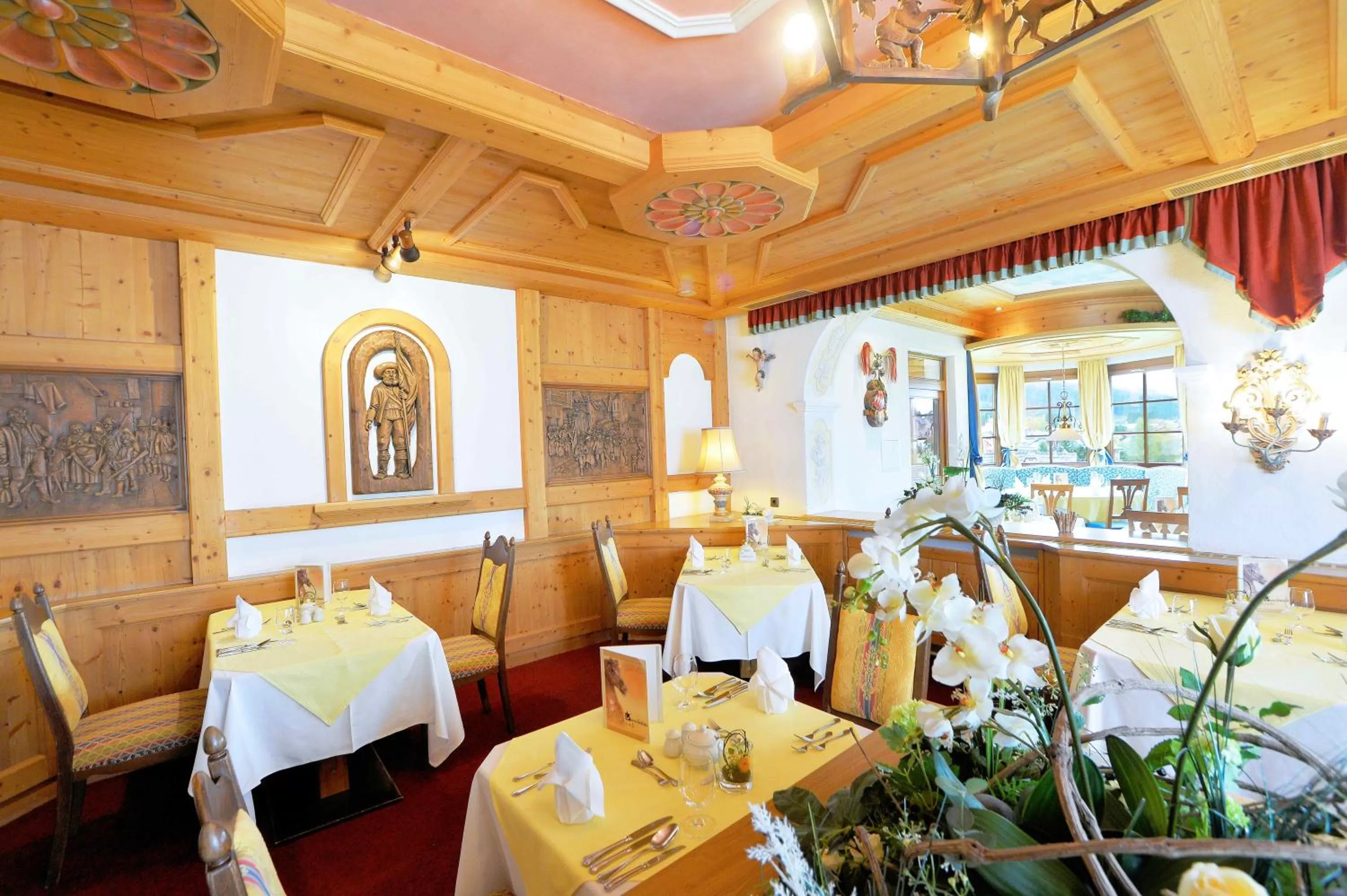Restaurant/places to eat in Hotel Residenz Hochland